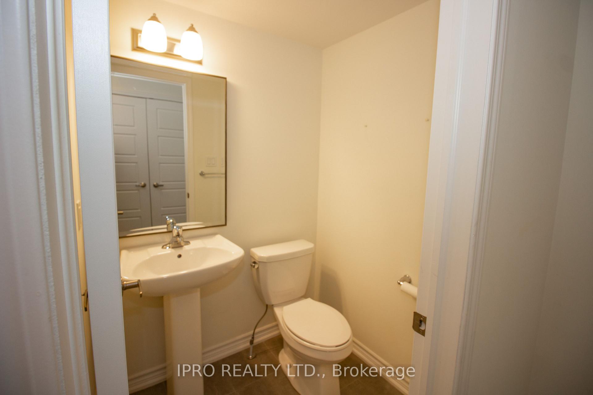 Photo 16 of 997 Alder Gate, Milton, Cobban — HOMEH