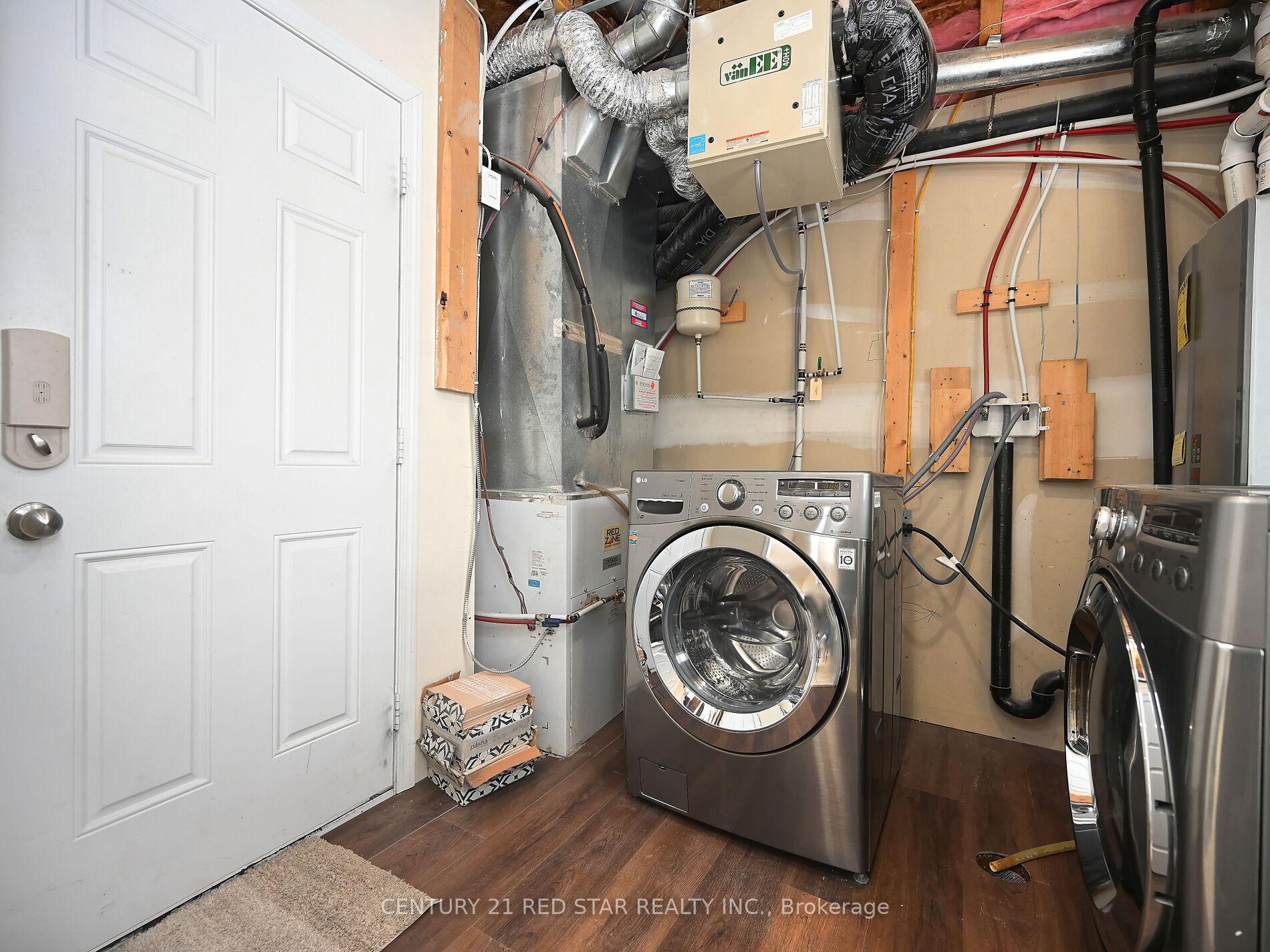 Photo 11 of 1520 Husband Place, Milton, Clarke — HOMEH