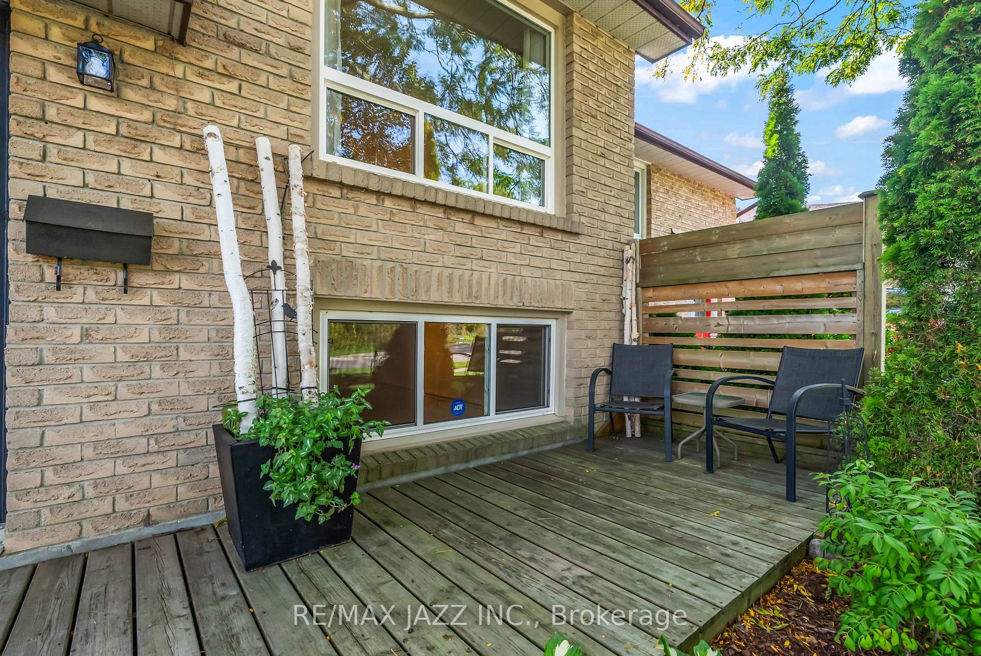 Photo 7 of 1326 Valley Drive, Oshawa, Lakeview — HOMEH