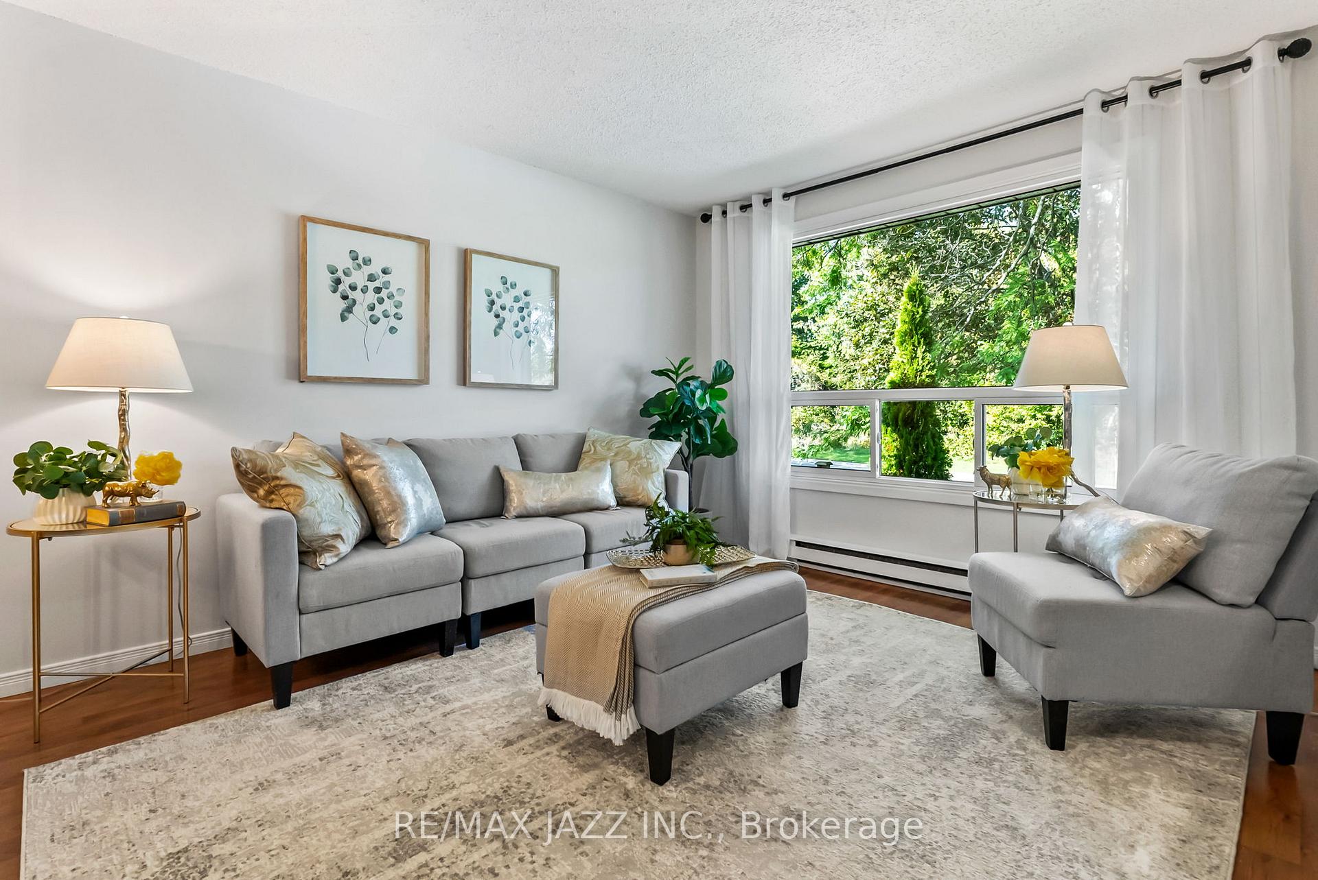 Photo 10 of 1326 Valley Drive, Oshawa, Lakeview — HOMEH