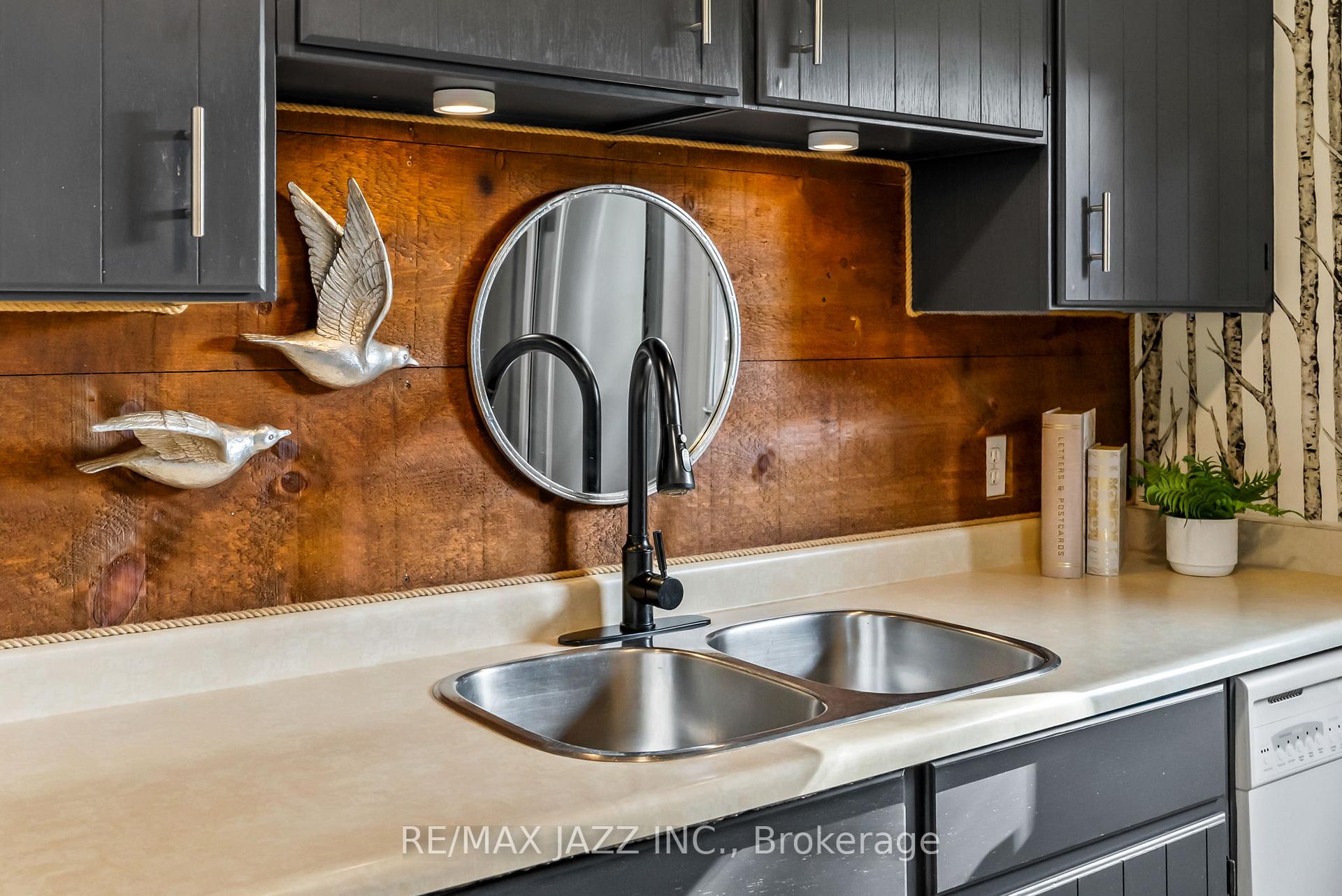 Photo 19 of 1326 Valley Drive, Oshawa, Lakeview — HOMEH