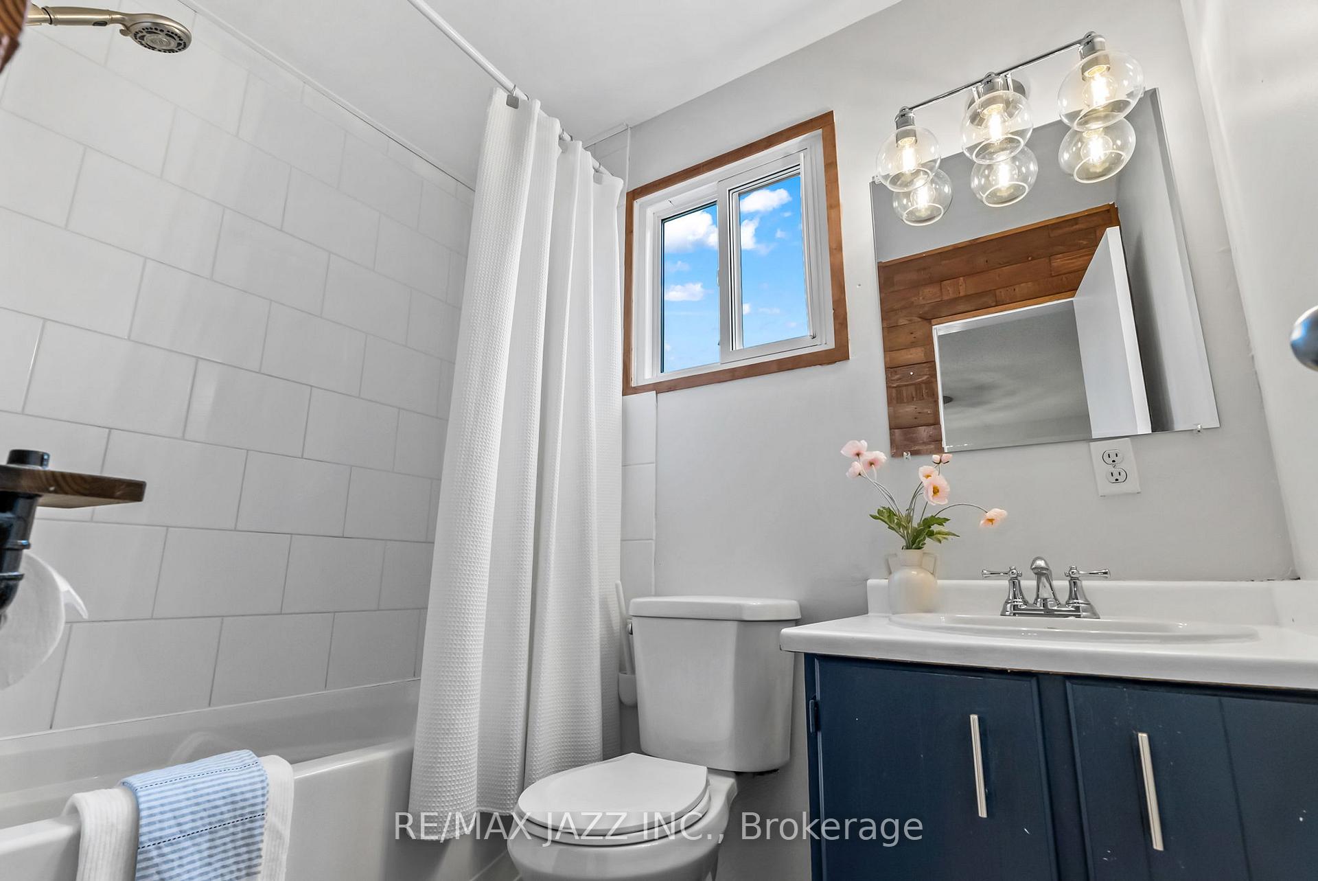 Photo 26 of 1326 Valley Drive, Oshawa, Lakeview — HOMEH
