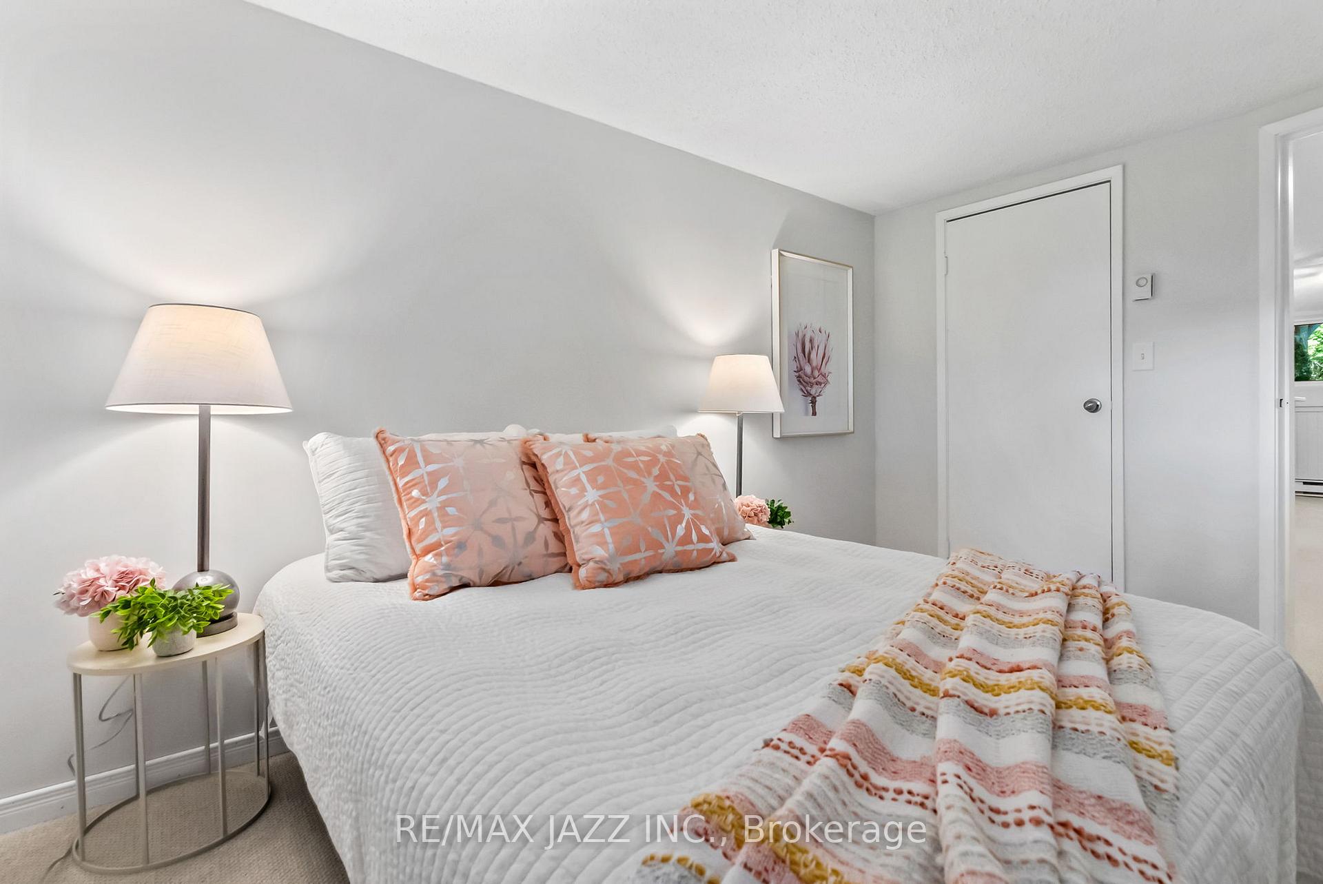 Photo 35 of 1326 Valley Drive, Oshawa, Lakeview — HOMEH