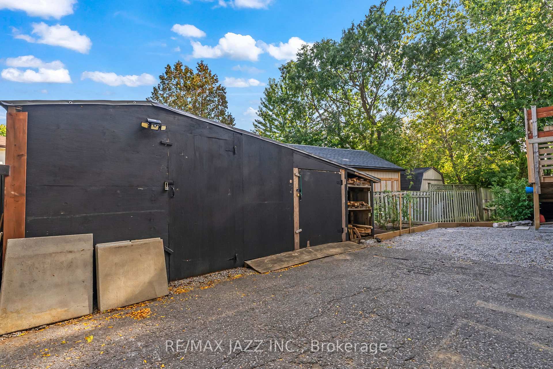 Photo 44 of 1326 Valley Drive, Oshawa, Lakeview — HOMEH