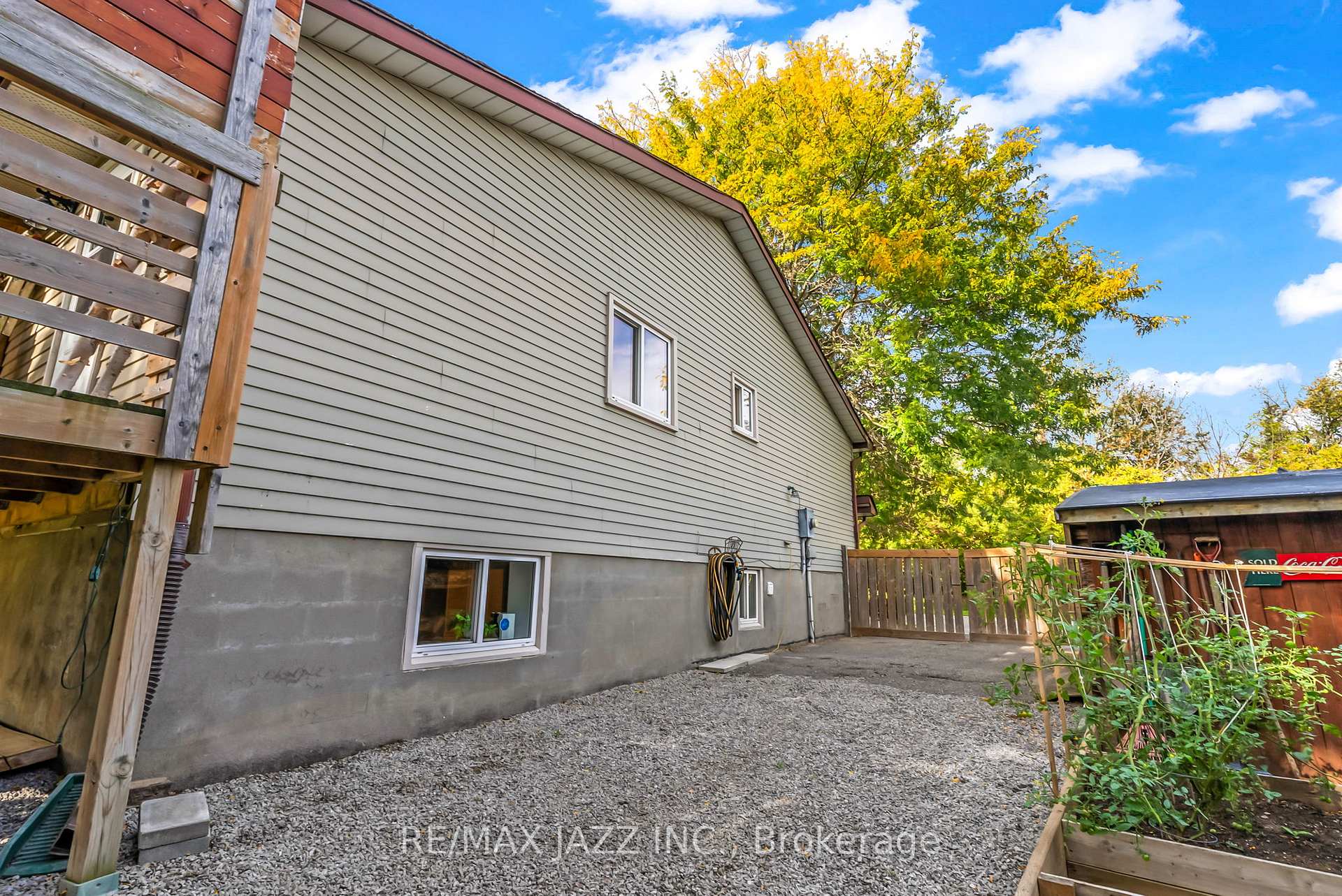 Photo 45 of 1326 Valley Drive, Oshawa, Lakeview — HOMEH