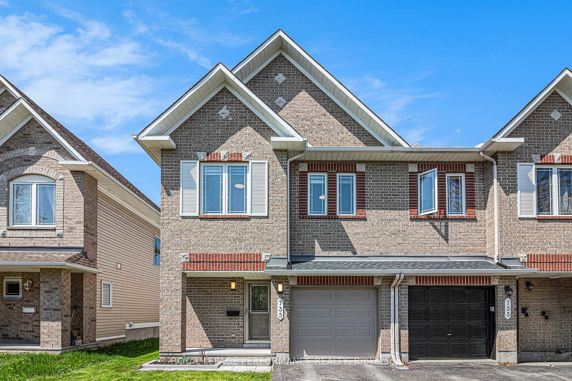 Photo 1 of 735 Crowberry Street, Ottawa, Avalon East — HOMEH