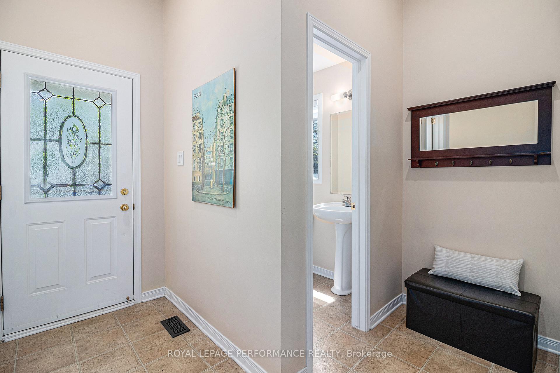 Photo 3 of 735 Crowberry Street, Ottawa, Avalon East — HOMEH