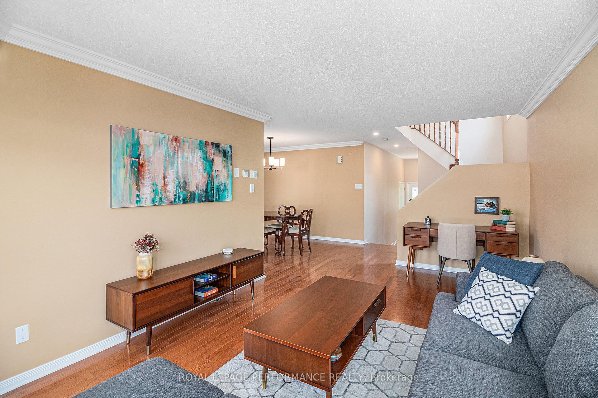 Photo 8 of 735 Crowberry Street, Ottawa, Avalon East — HOMEH
