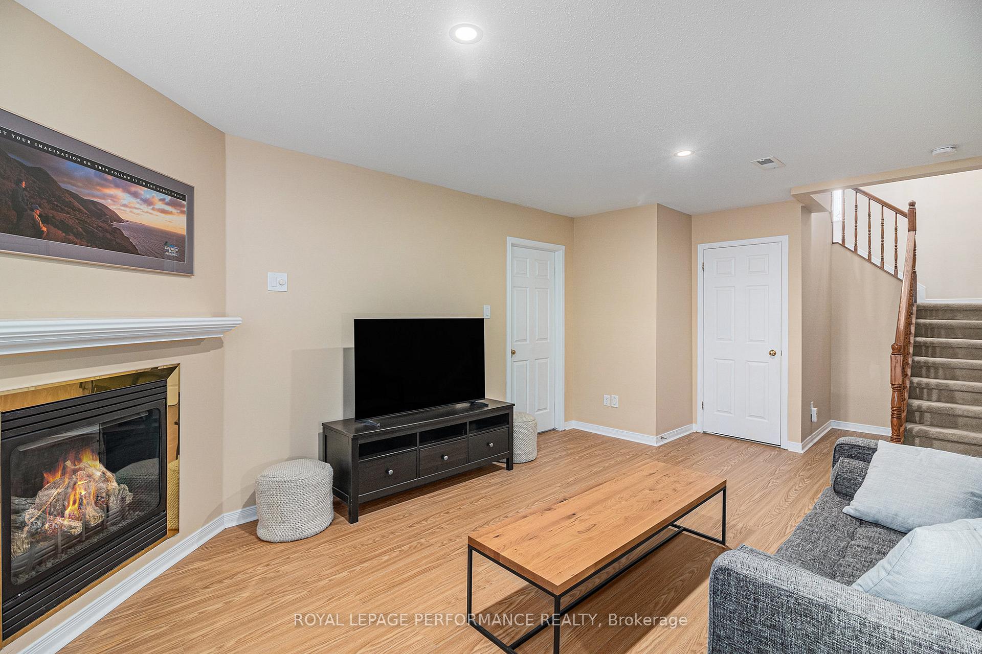 Photo 31 of 735 Crowberry Street, Ottawa, Avalon East — HOMEH