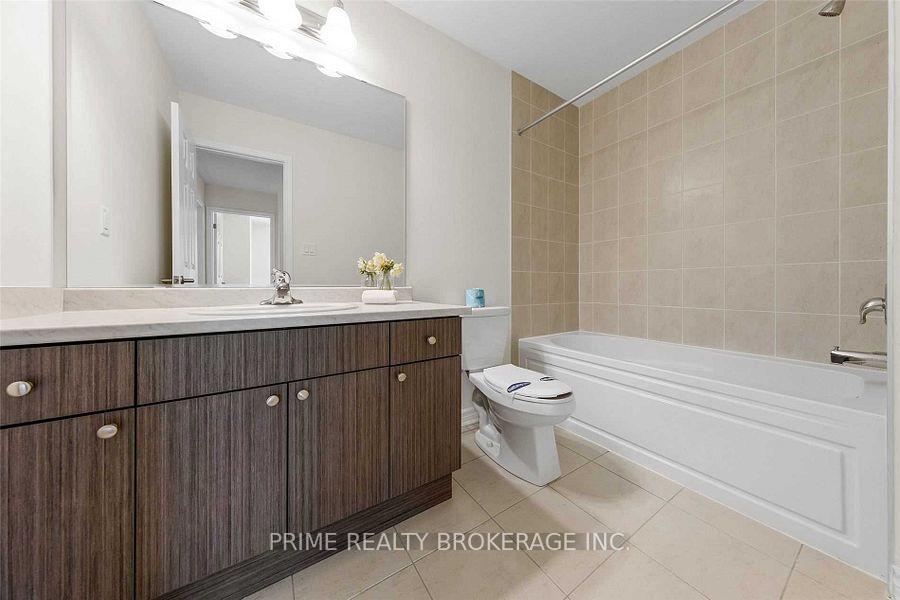Photo 3 of 3347 Thunderbird Promenade, Pickering, Rural Pickering — HOMEH