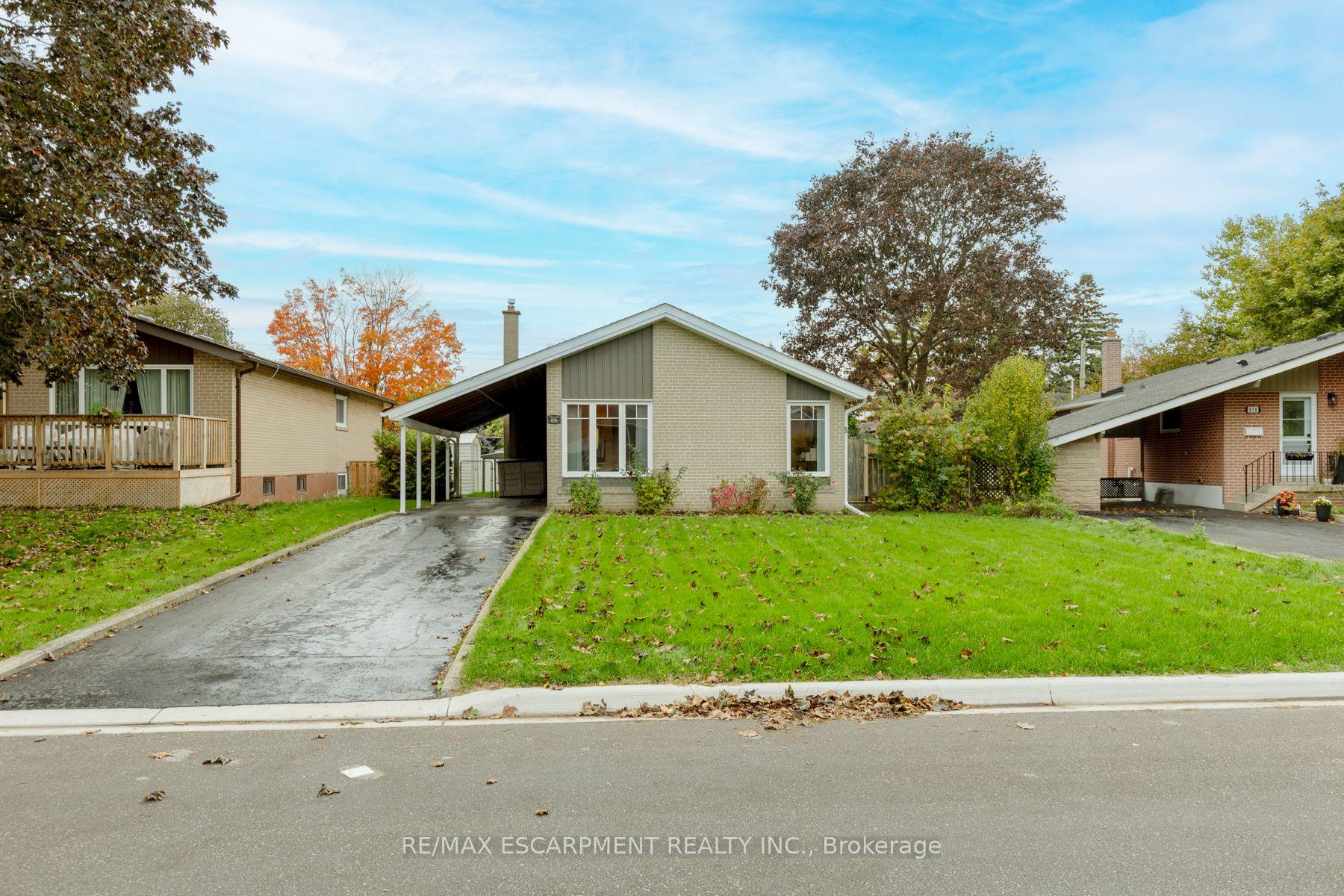 Photo 1 of 856 Chapleau Drive, Pickering, Bay Ridges — HOMEH