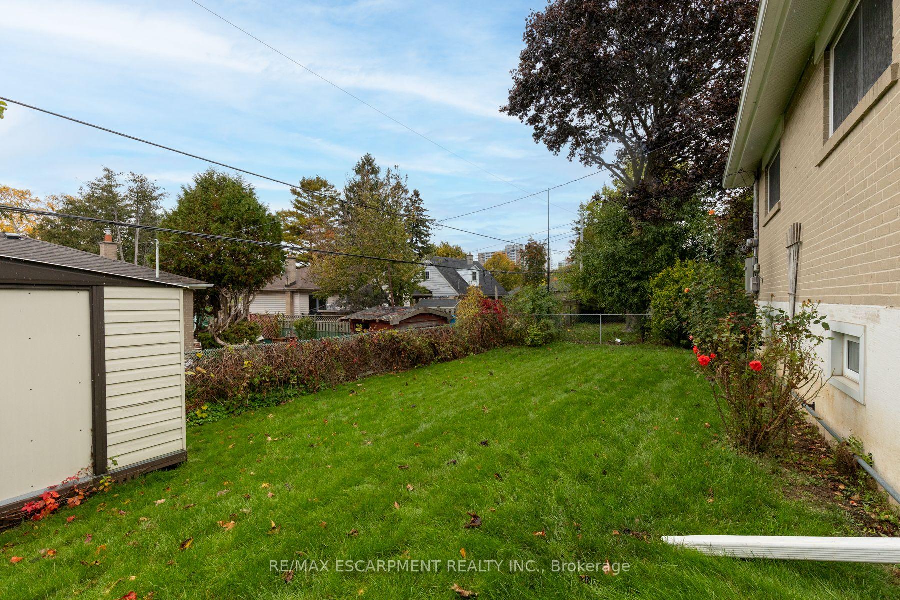 Photo 38 of 856 Chapleau Drive, Pickering, Bay Ridges — HOMEH