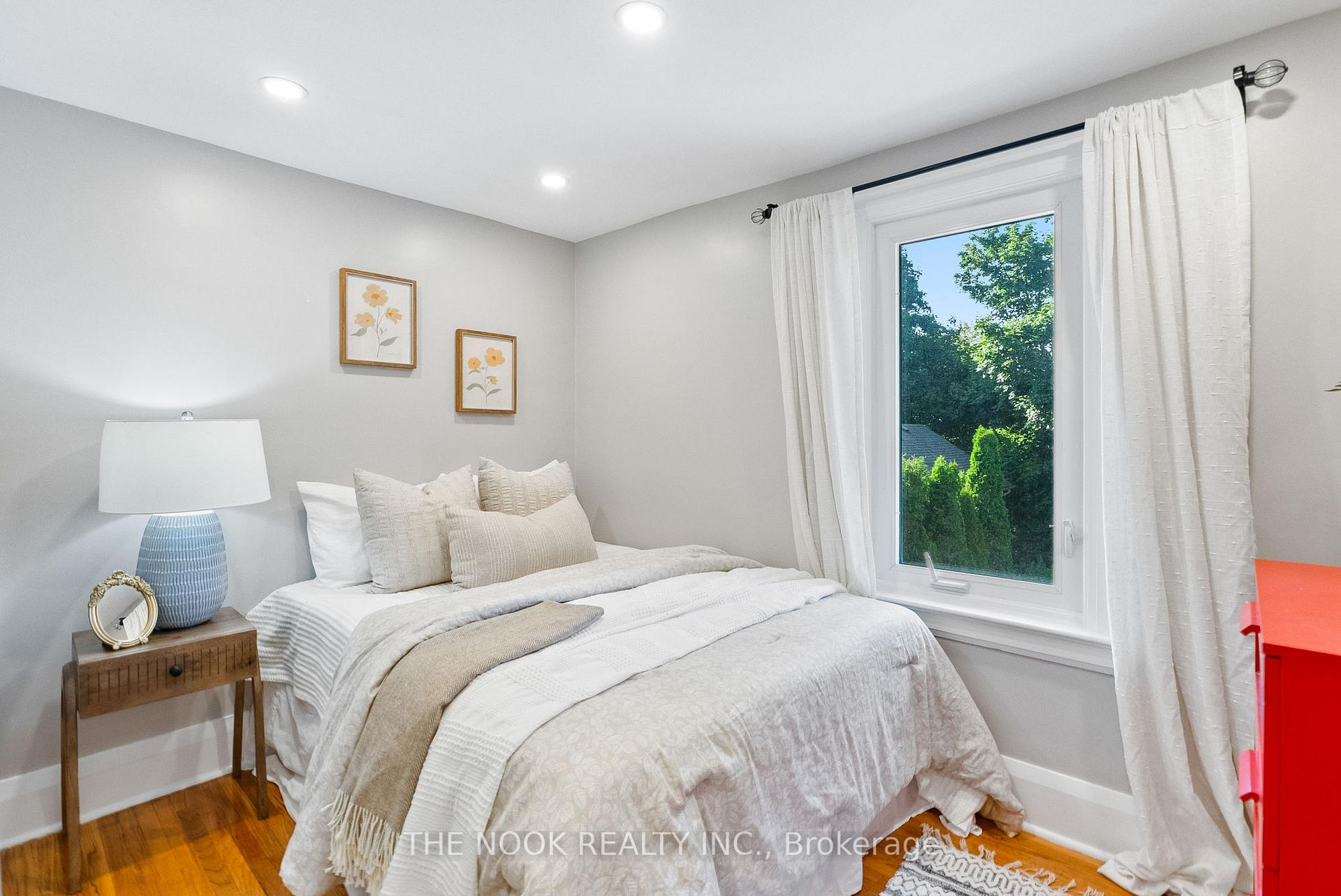 Photo 32 of 100 Connaught Street, Oshawa, O'Neill — HOMEH