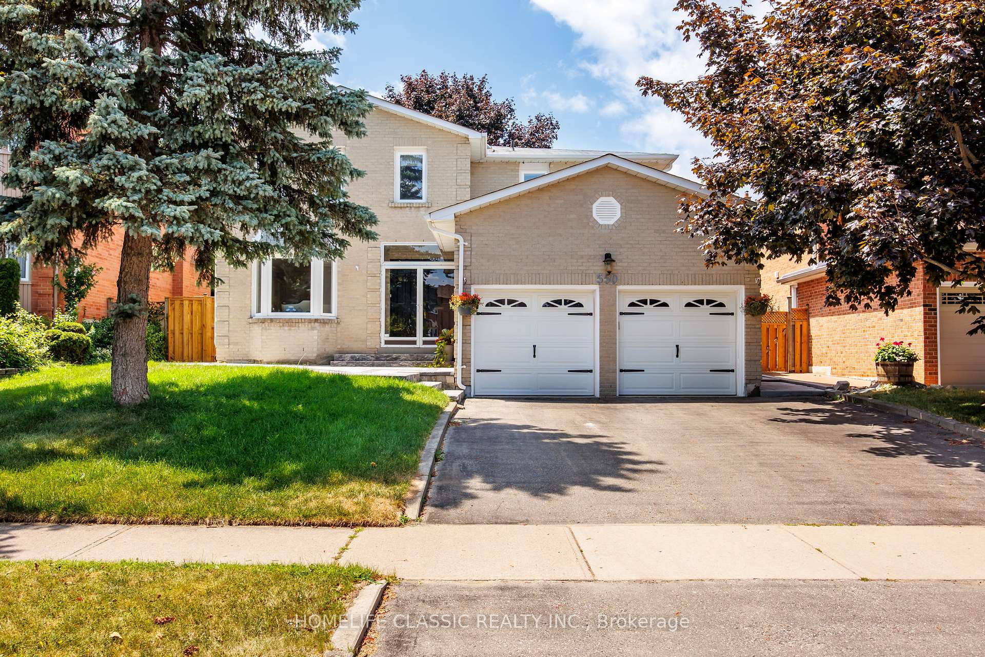 Photo 1 of 550 Dahlia Crescent, Pickering, Rosebank — HOMEH