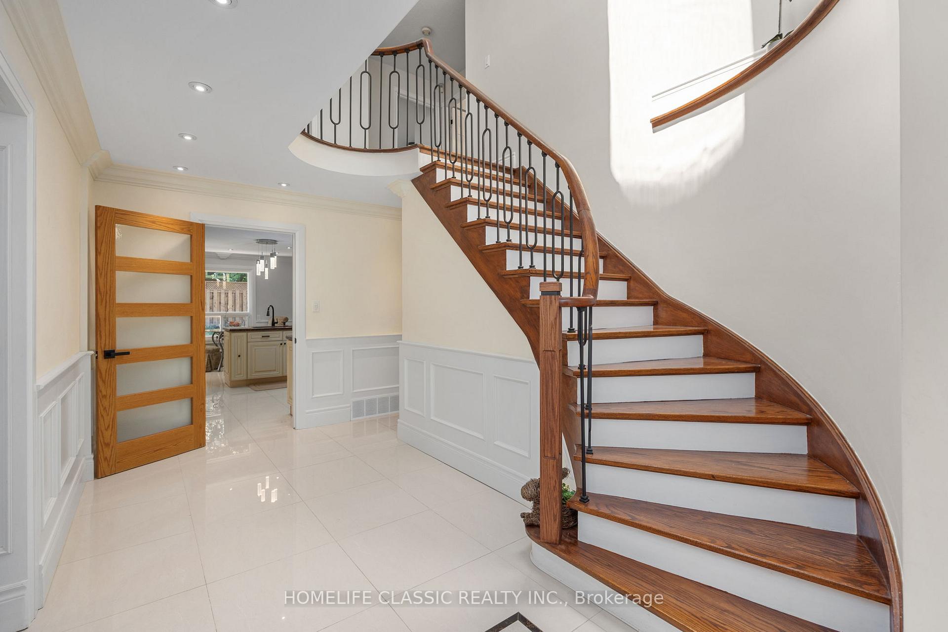 Photo 16 of 550 Dahlia Crescent, Pickering, Rosebank — HOMEH