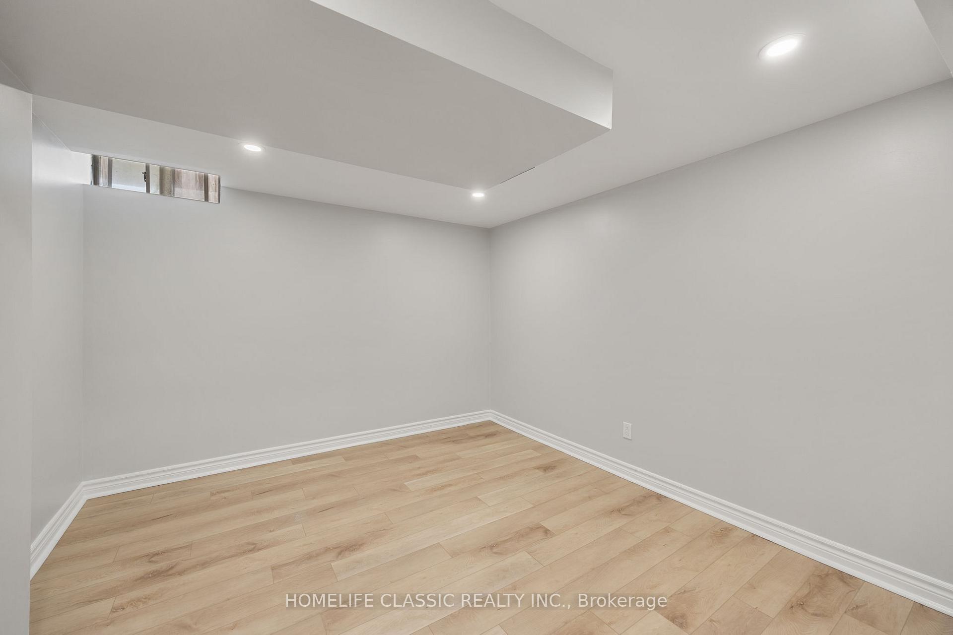 Photo 32 of 550 Dahlia Crescent, Pickering, Rosebank — HOMEH