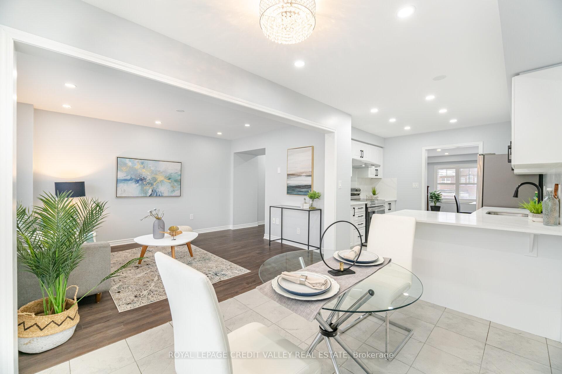 Photo 11 of 114 Whitlock Avenue, Milton, Ford — HOMEH