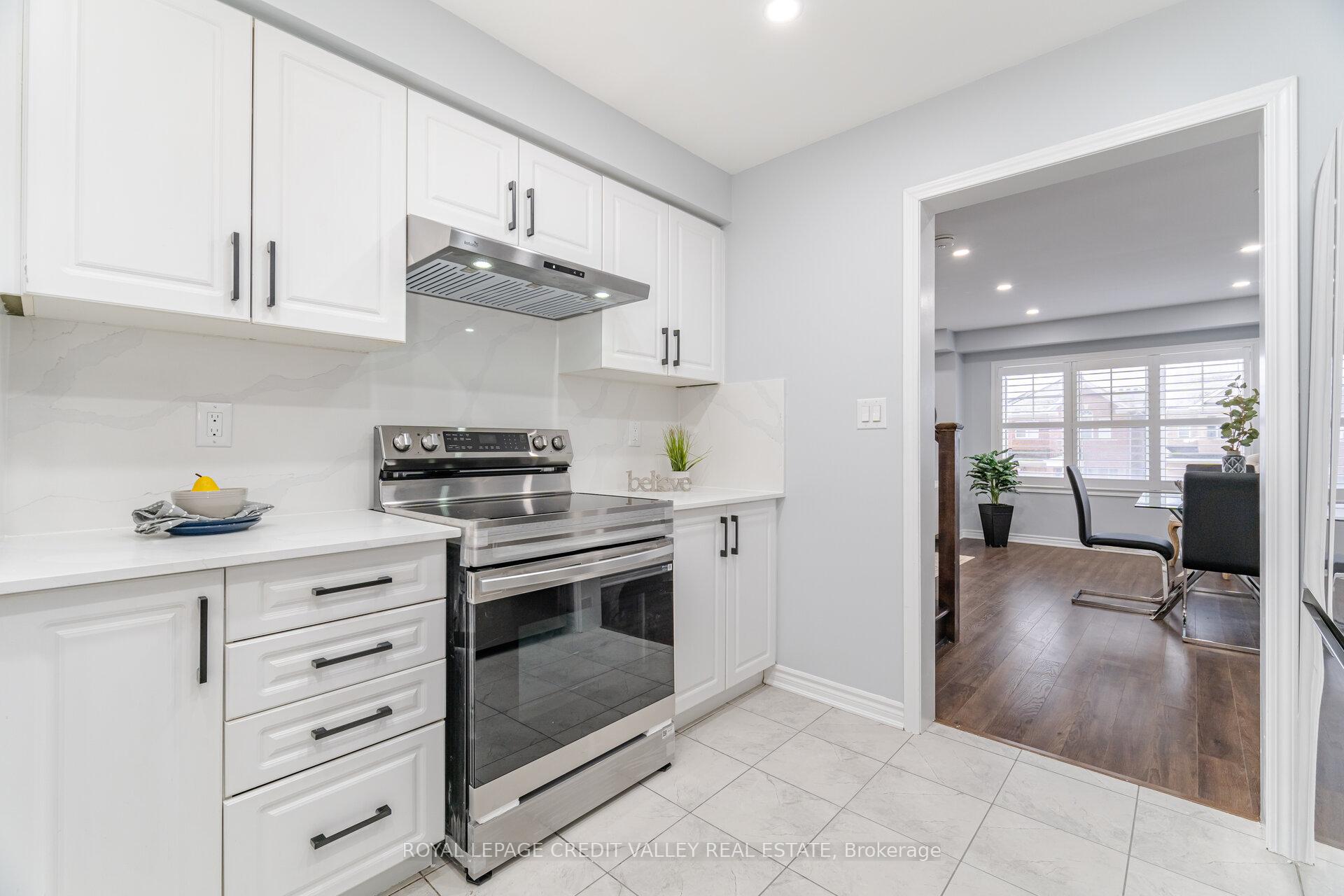 Photo 20 of 114 Whitlock Avenue, Milton, Ford — HOMEH