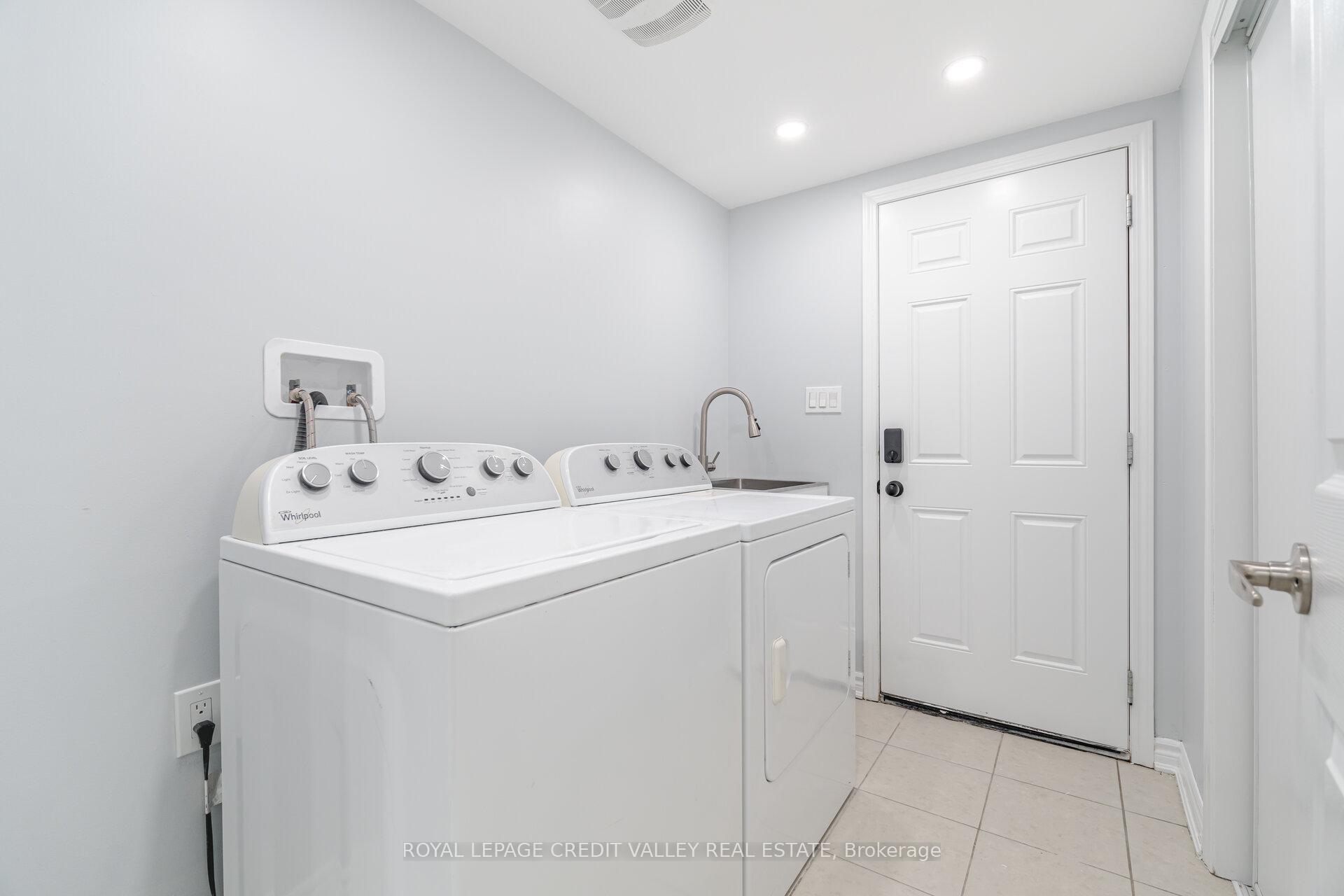Photo 49 of 114 Whitlock Avenue, Milton, Ford — HOMEH