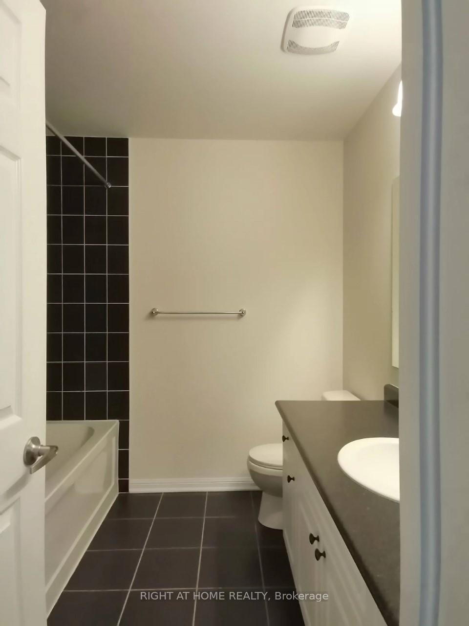 Photo 19 of 563 Pharo Point, Milton, Willmott — HOMEH