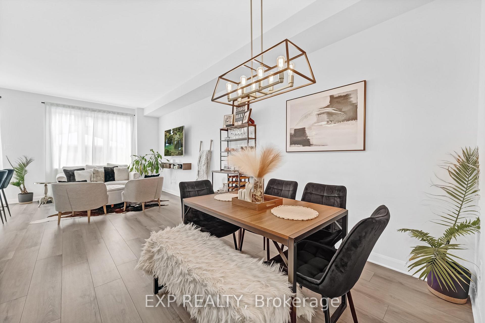 Photo 11 of 740 Sebastian Street, Ottawa, Avalon East — HOMEH