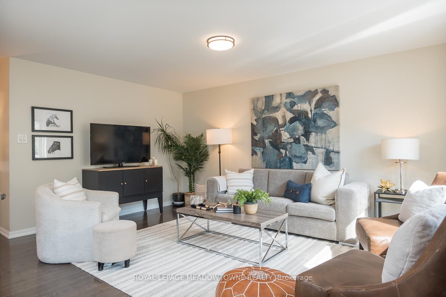 Photo 8 of 694 Rayner Court, Milton, Harrison — HOMEH