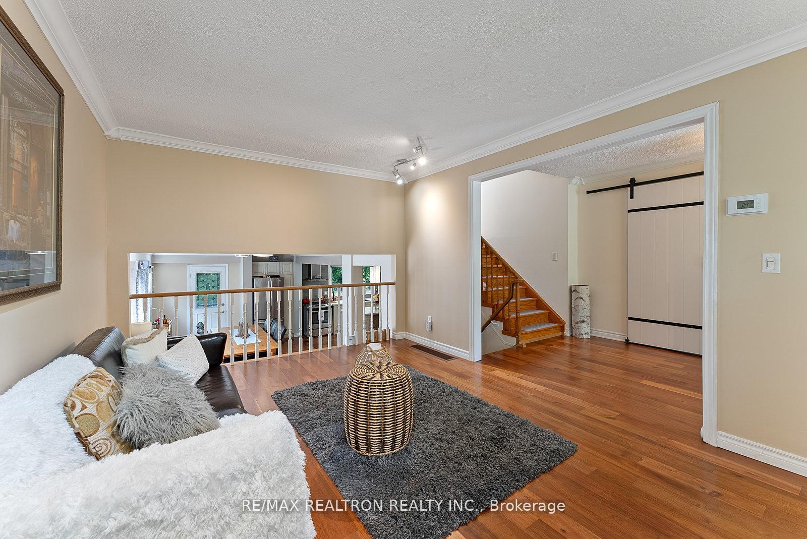 Photo 9 of 1890 Spruce Hill Road, Pickering, Dunbarton — HOMEH