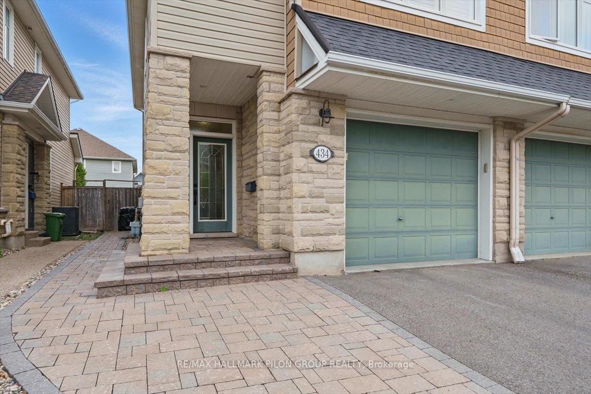 Photo 2 of 434 Rochefort Circle, Ottawa, Avalon West — HOMEH