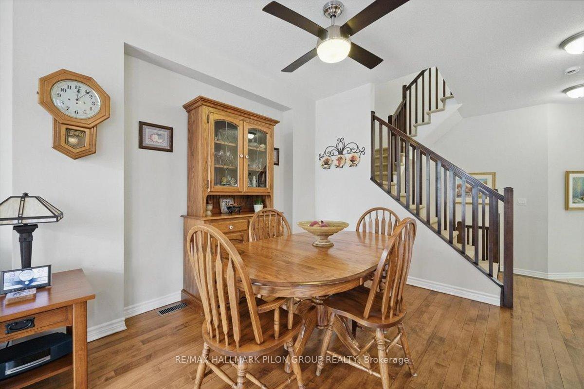 Photo 8 of 434 Rochefort Circle, Ottawa, Avalon West — HOMEH