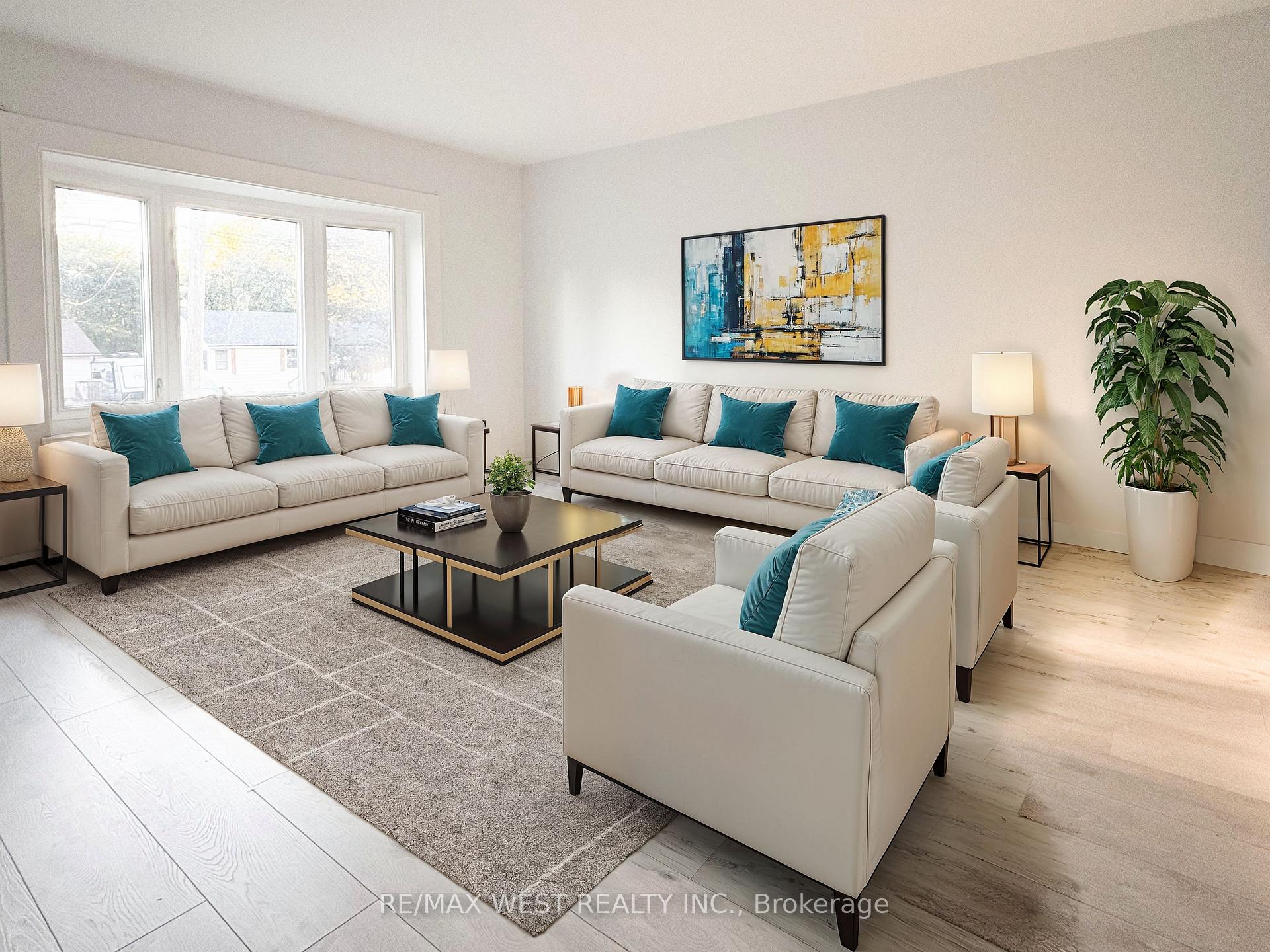 Photo 5 of 23 Hillendale Avenue, Kingston, West of Sir John A. Blvd — HOMEH