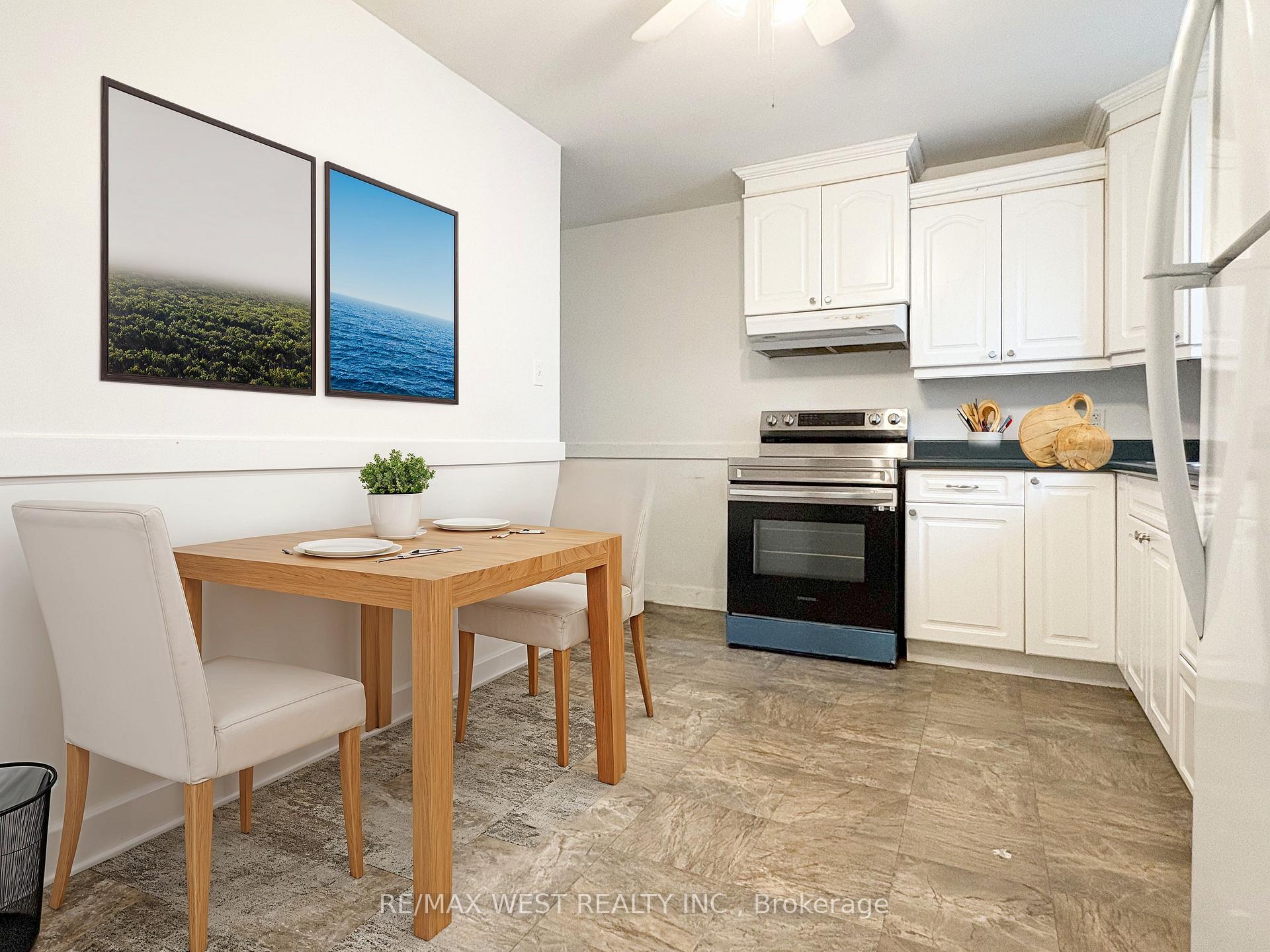Photo 9 of 23 Hillendale Avenue, Kingston, West of Sir John A. Blvd — HOMEH