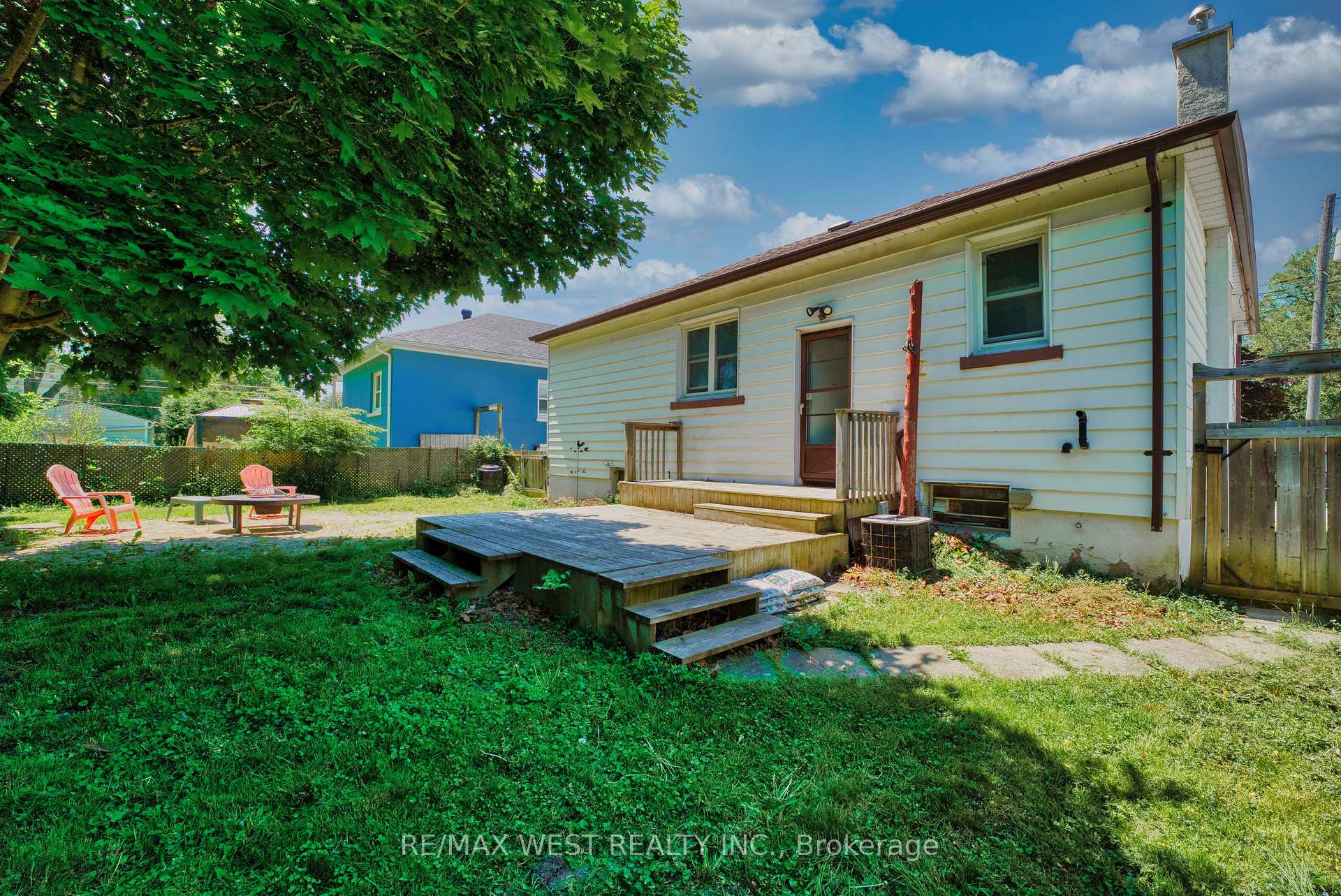 Photo 36 of 23 Hillendale Avenue, Kingston, West of Sir John A. Blvd — HOMEH