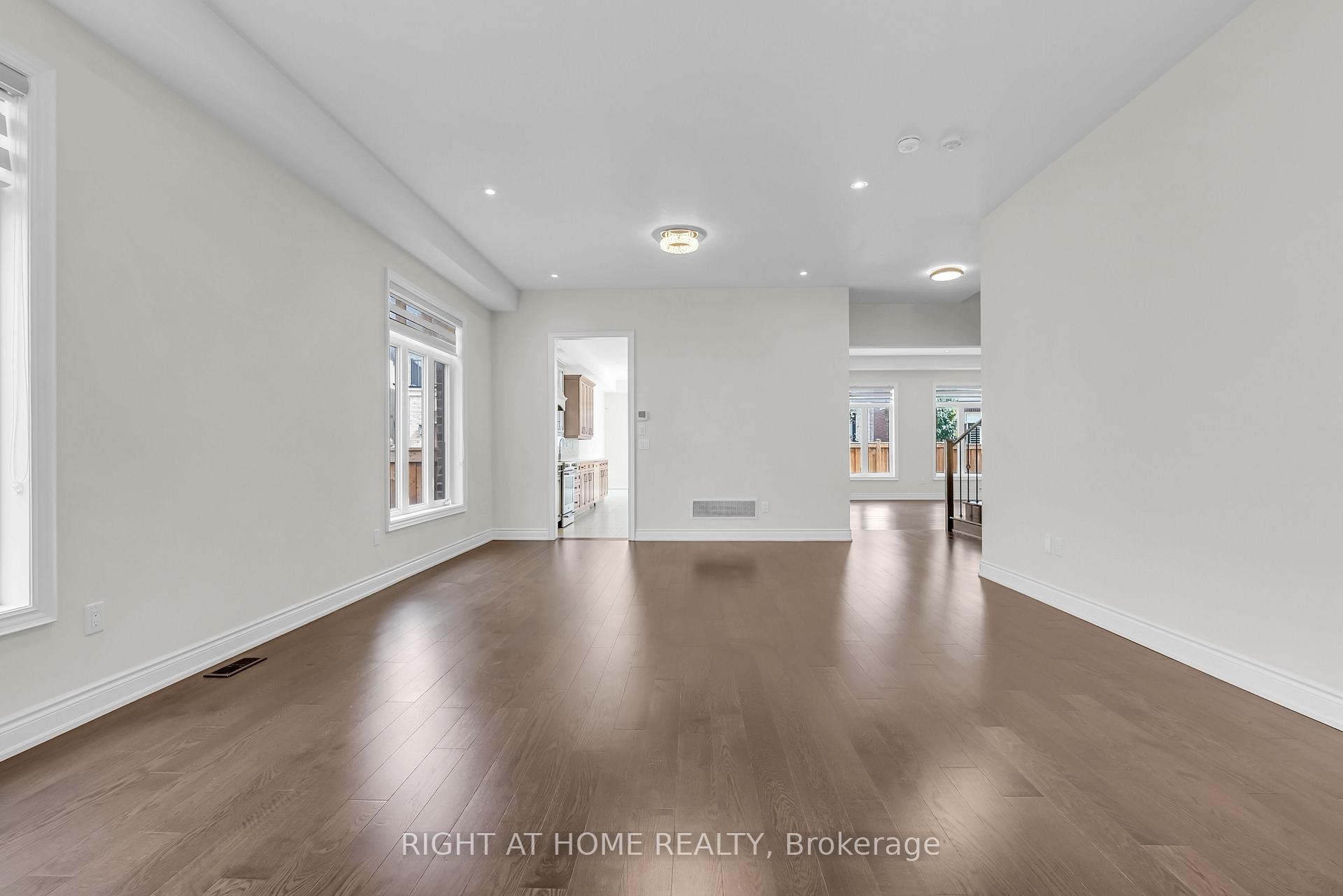 Photo 5 of 3175 Daniel Way, Oakville, Glenorchy — HOMEH