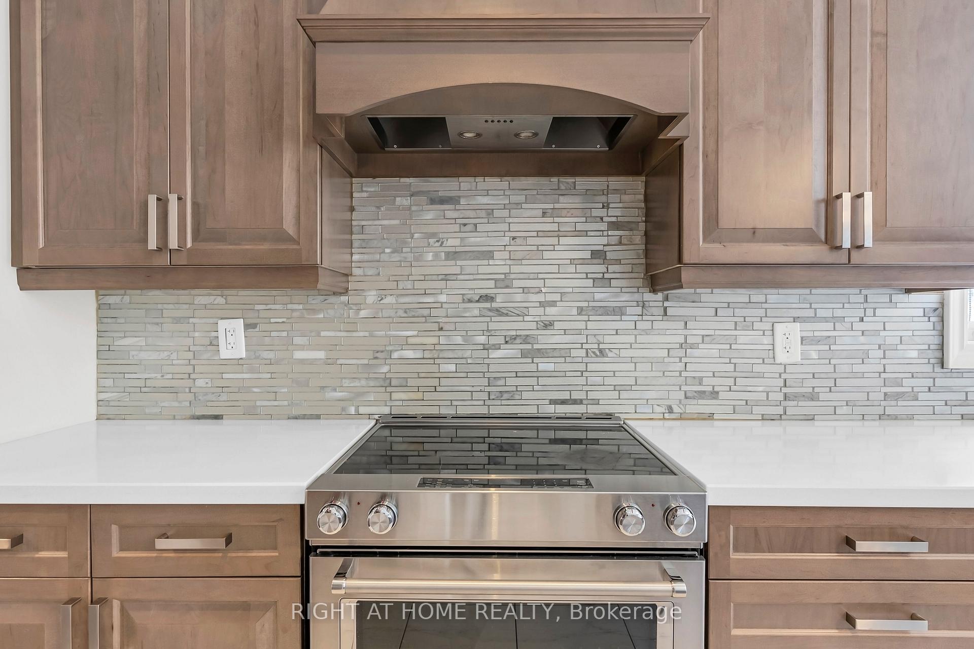 Photo 15 of 3175 Daniel Way, Oakville, Glenorchy — HOMEH