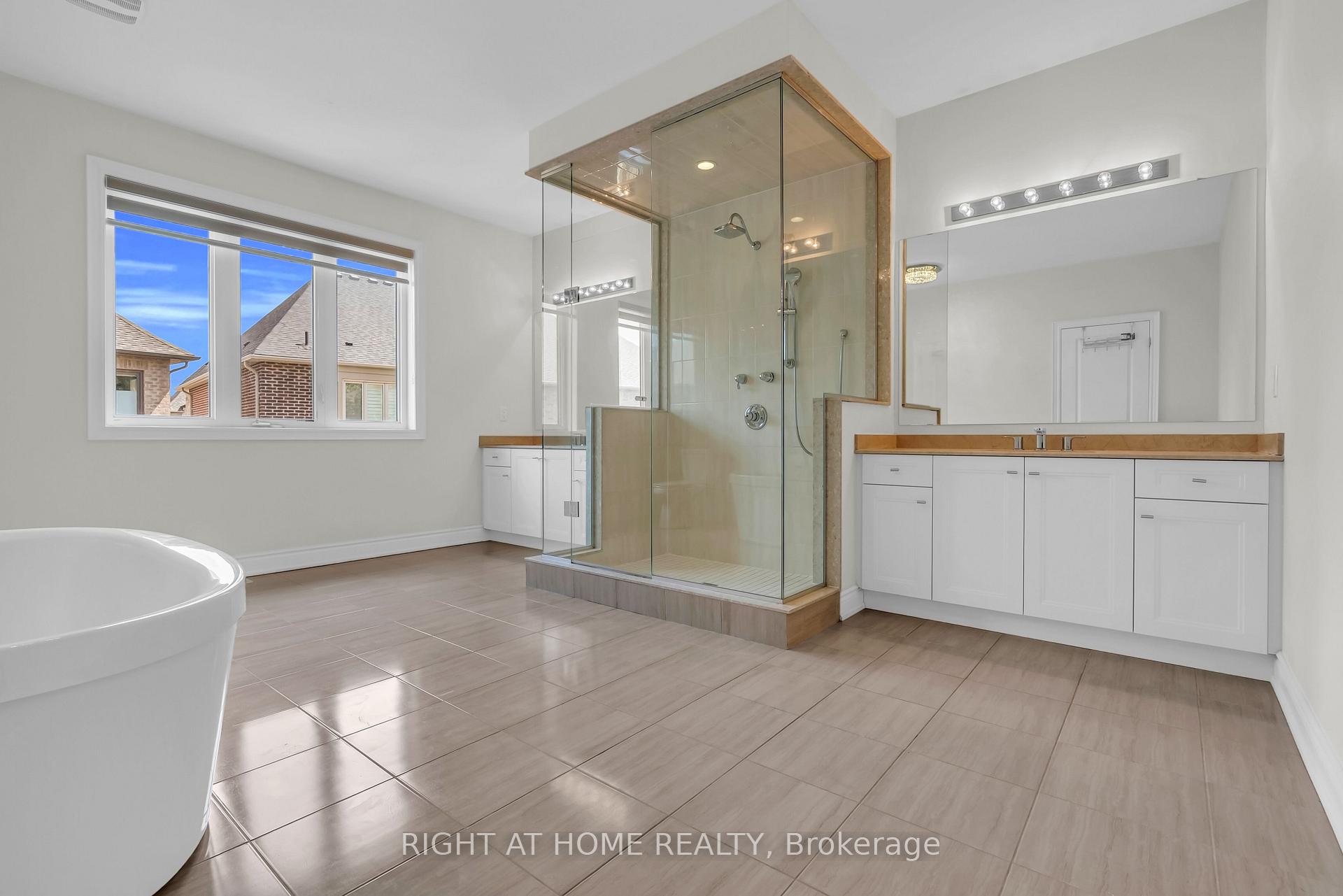 Photo 25 of 3175 Daniel Way, Oakville, Glenorchy — HOMEH