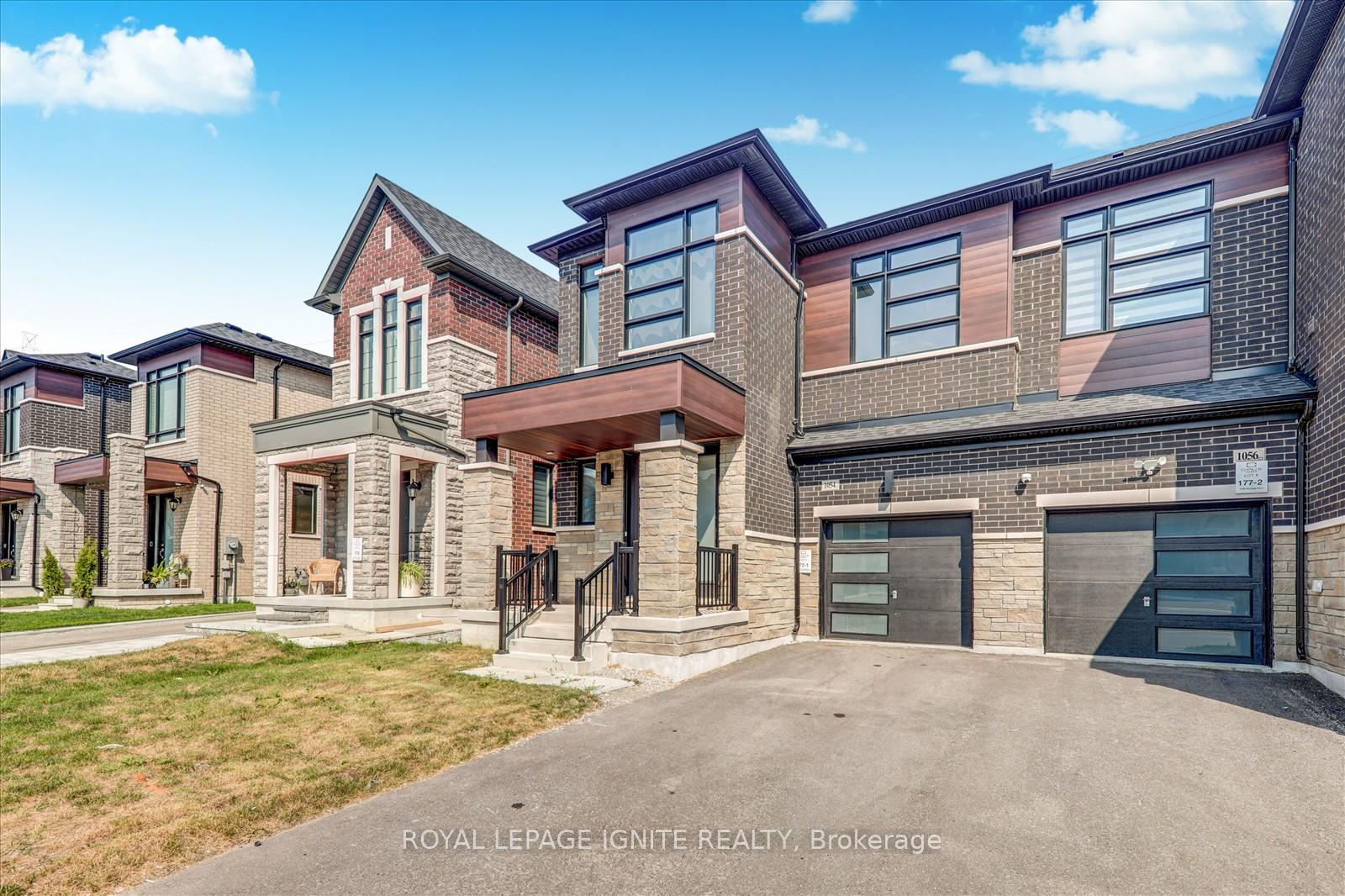 Photo 2 of 1054 Skyridge Boulevard, Pickering, Rural Pickering — HOMEH