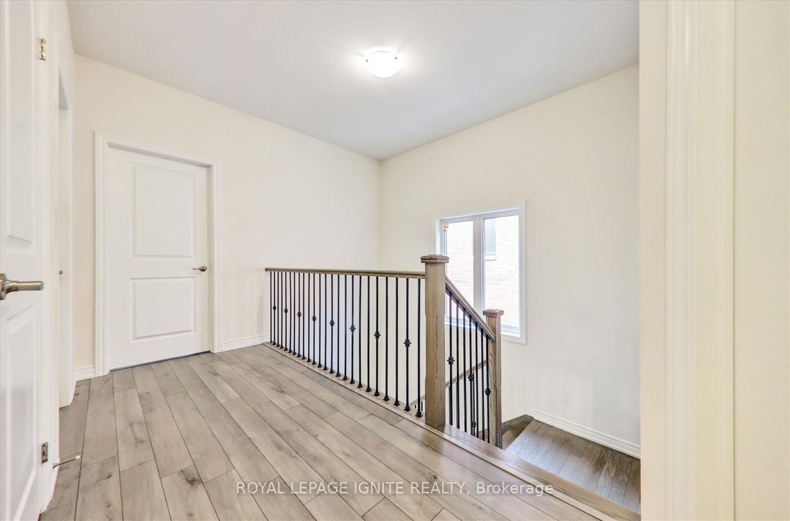 Photo 17 of 1054 Skyridge Boulevard, Pickering, Rural Pickering — HOMEH