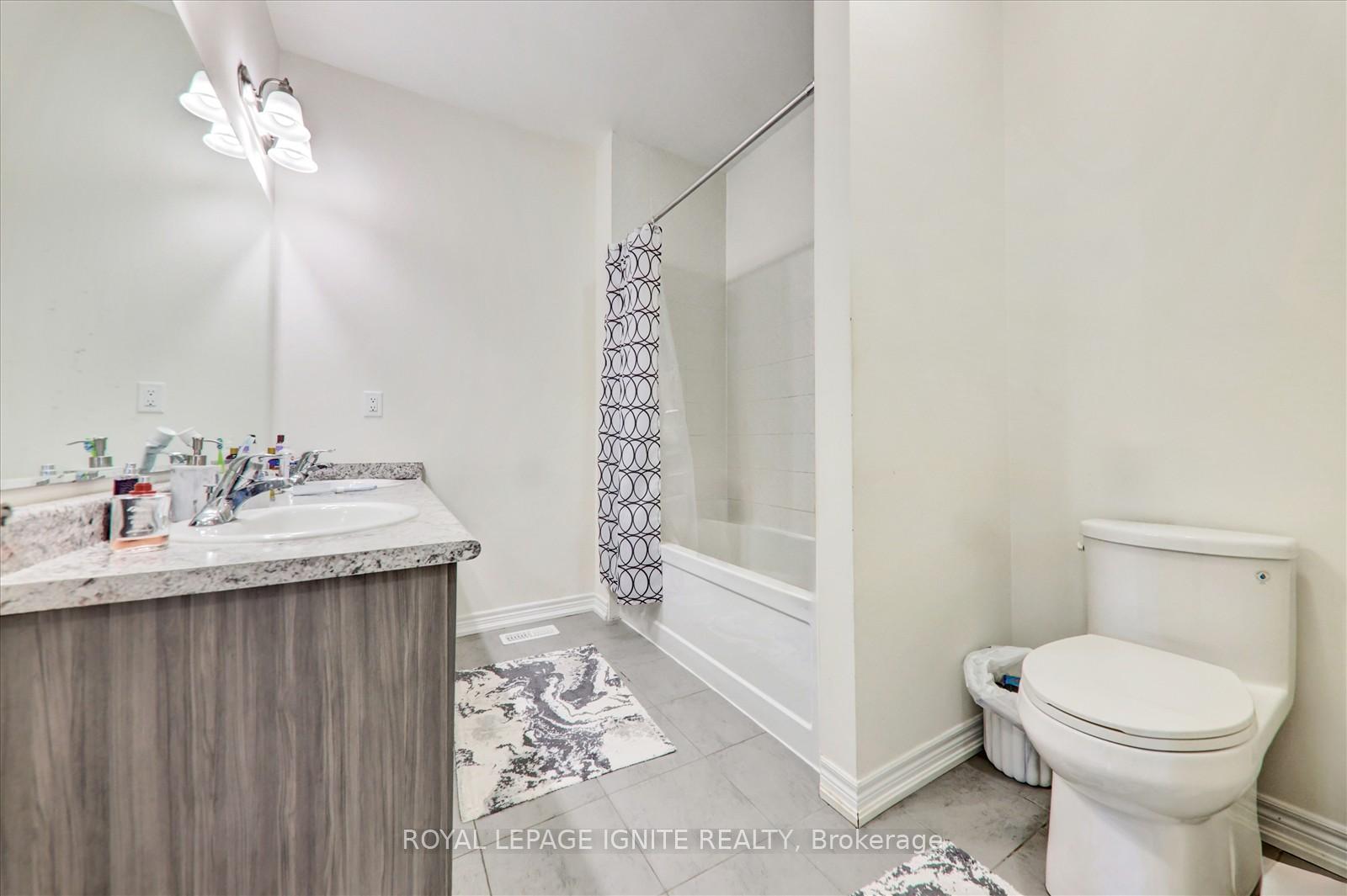 Photo 18 of 1054 Skyridge Boulevard, Pickering, Rural Pickering — HOMEH
