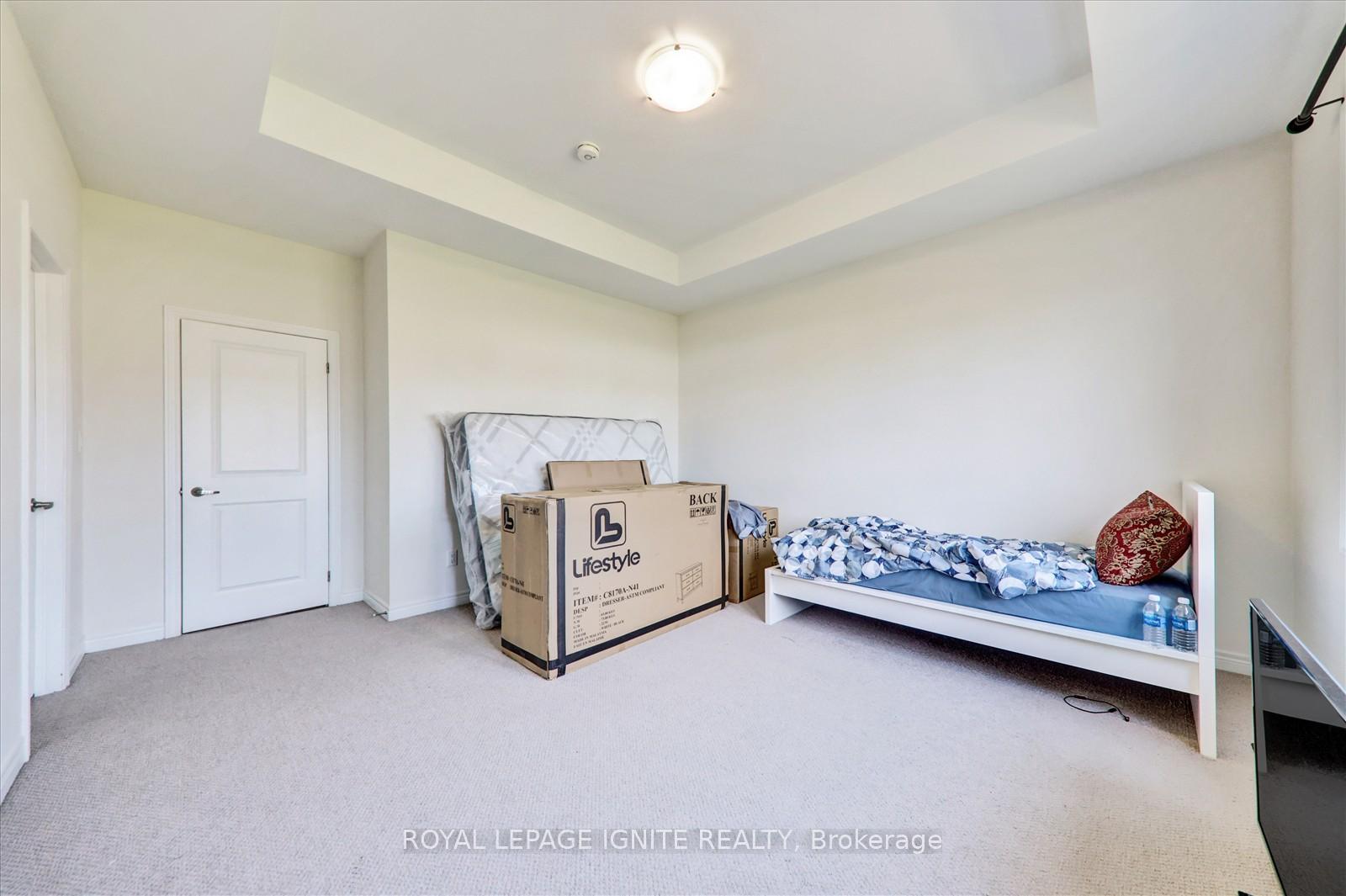 Photo 20 of 1054 Skyridge Boulevard, Pickering, Rural Pickering — HOMEH