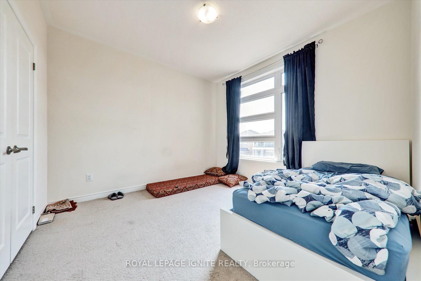 Photo 23 of 1054 Skyridge Boulevard, Pickering, Rural Pickering — HOMEH