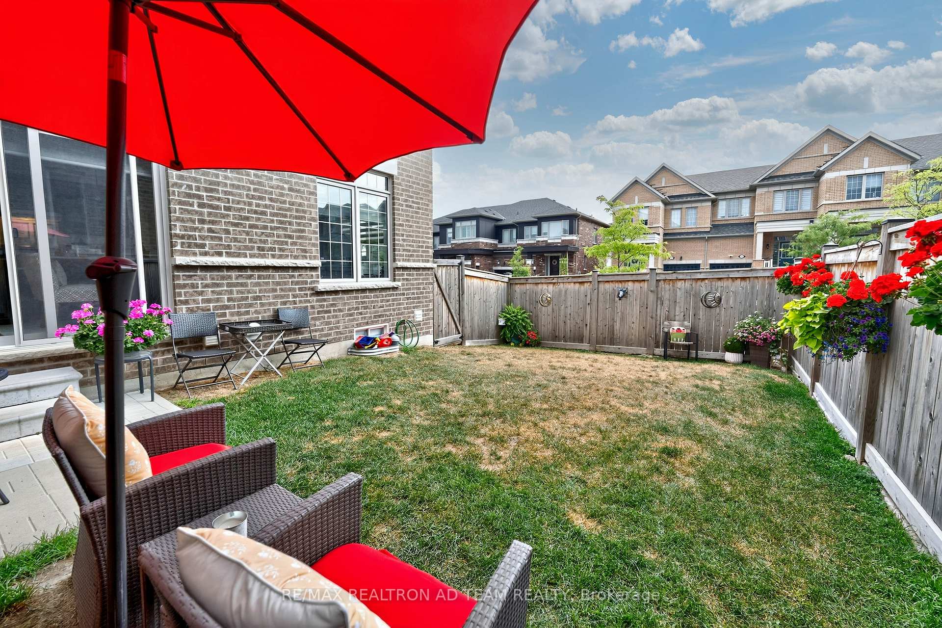 Photo 27 of 1153 Enchanted Crescent, Pickering, Rural Pickering — HOMEH