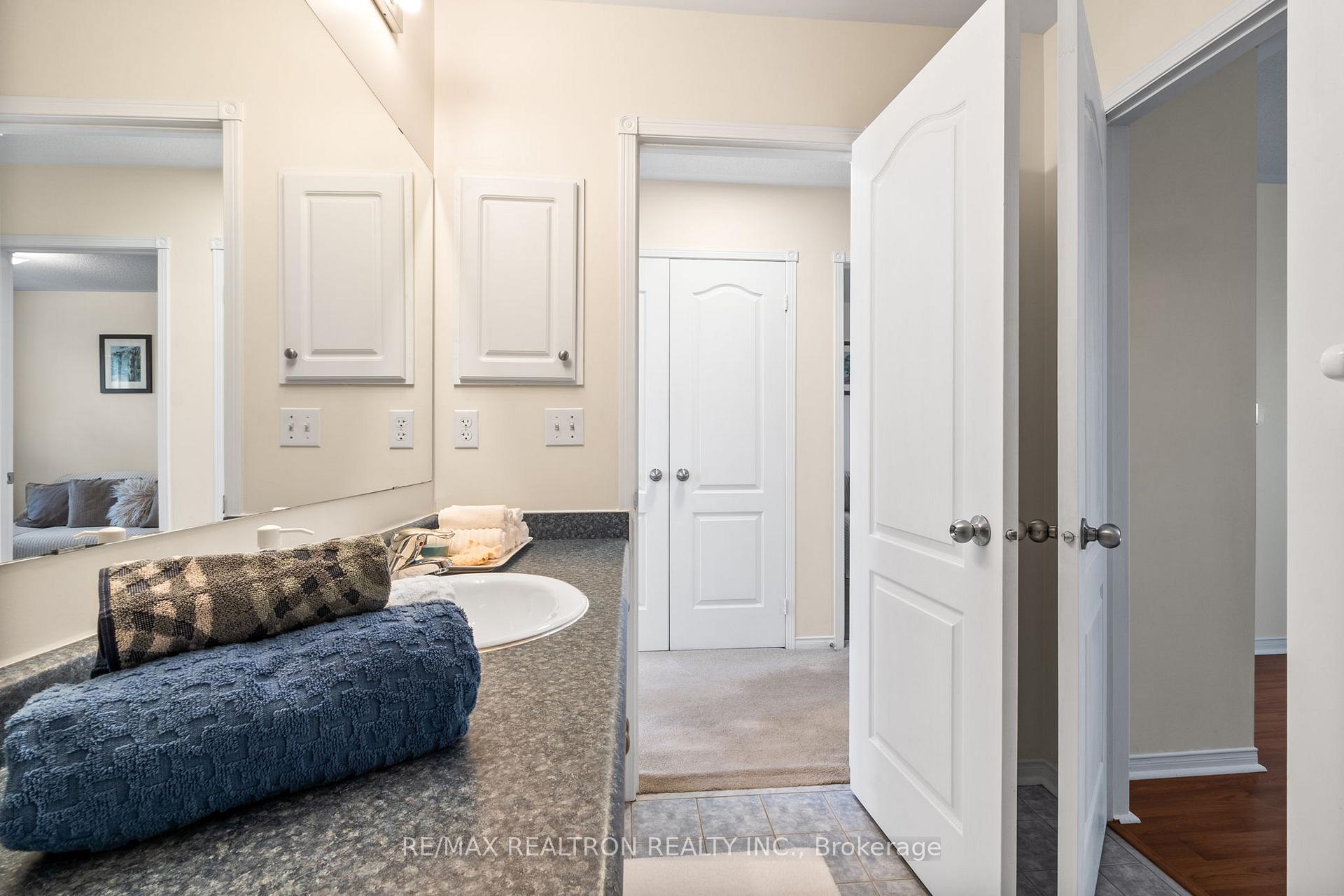 Photo 22 of 1308 Ashgrove Crescent, Oshawa, Pinecrest — HOMEH