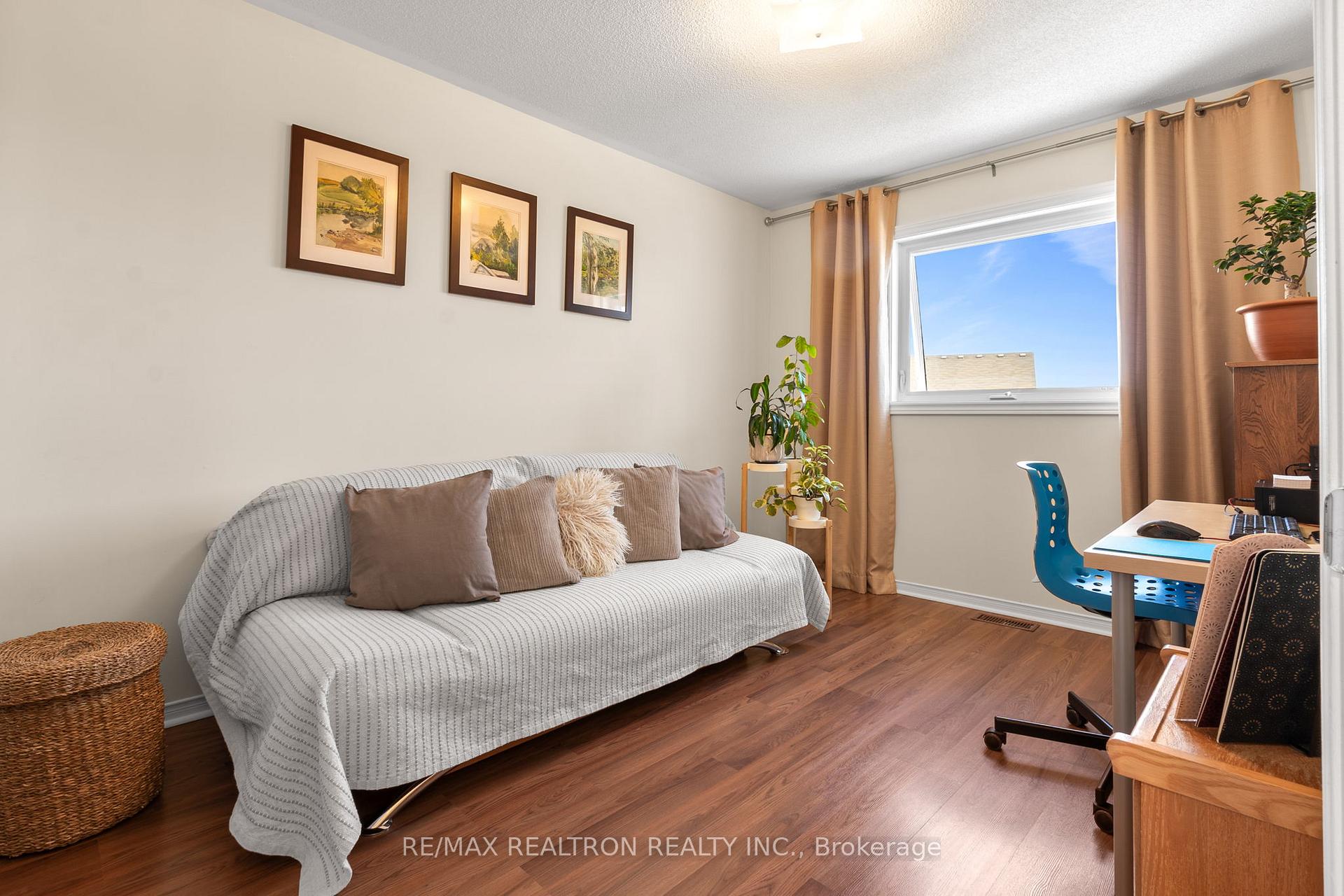 Photo 26 of 1308 Ashgrove Crescent, Oshawa, Pinecrest — HOMEH