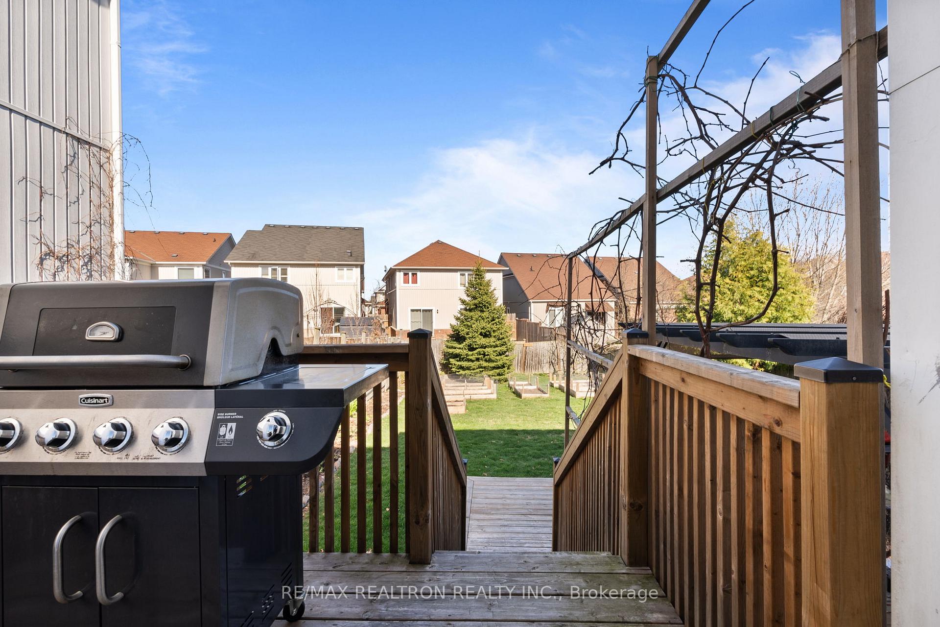 Photo 36 of 1308 Ashgrove Crescent, Oshawa, Pinecrest — HOMEH