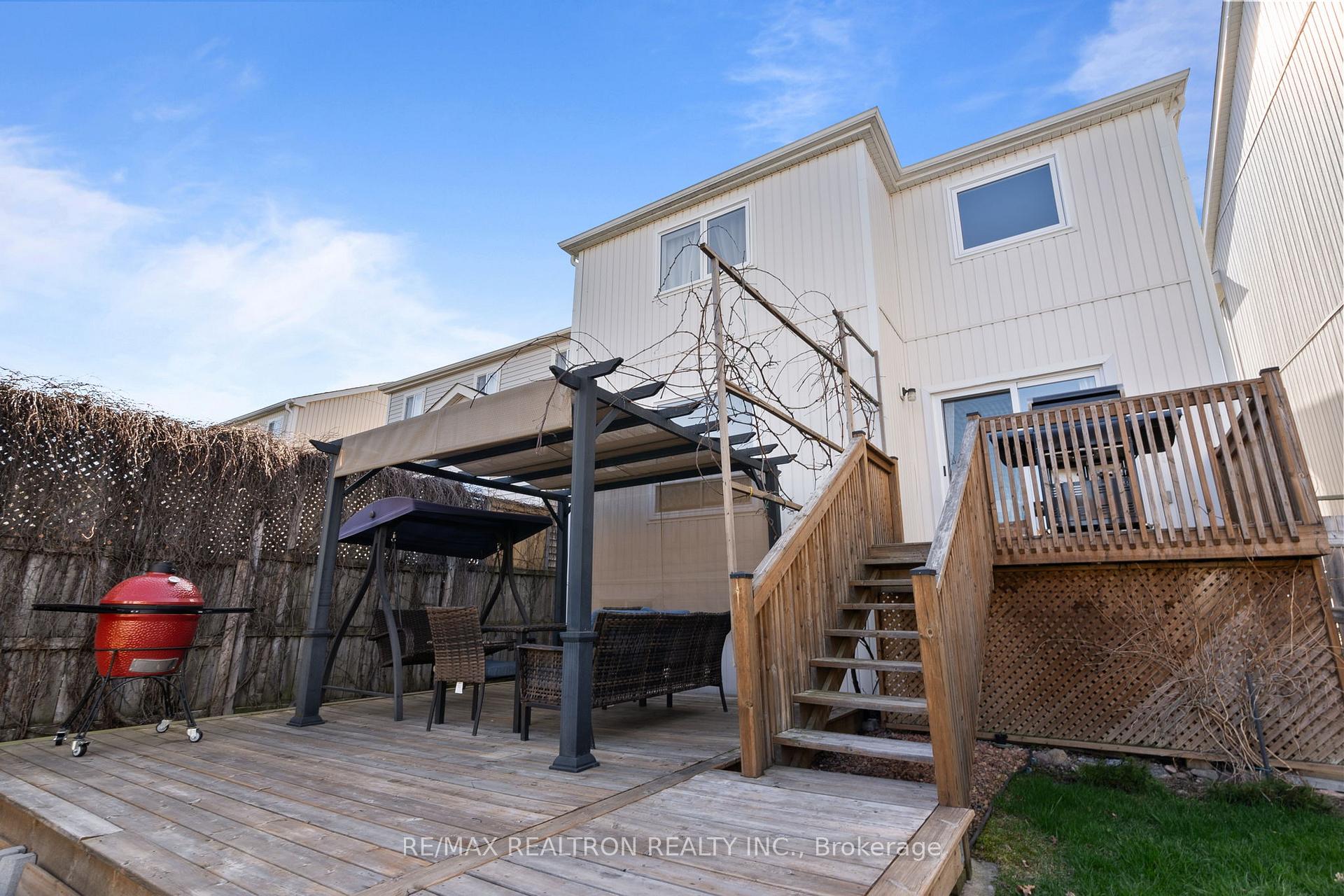 Photo 38 of 1308 Ashgrove Crescent, Oshawa, Pinecrest — HOMEH