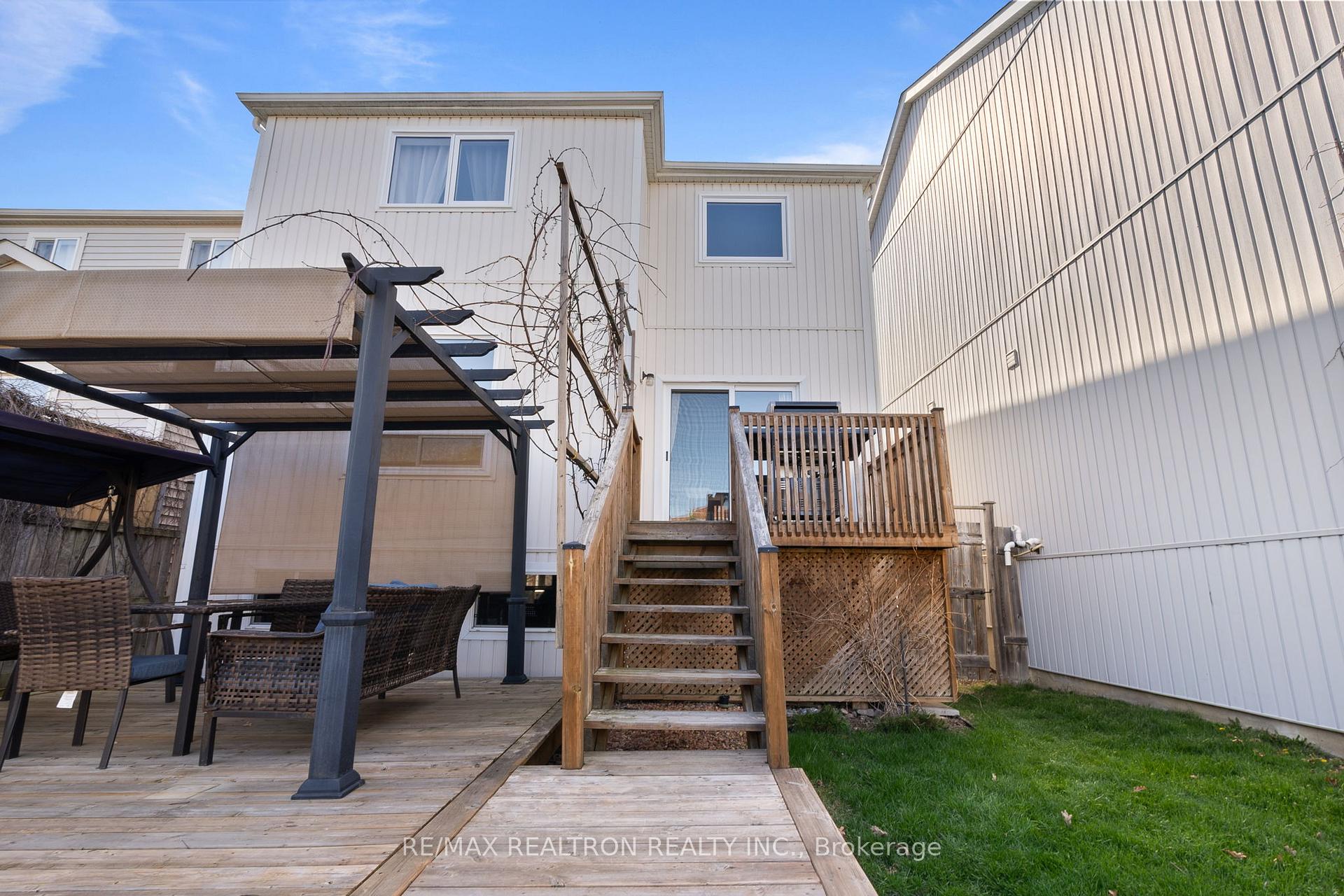 Photo 39 of 1308 Ashgrove Crescent, Oshawa, Pinecrest — HOMEH