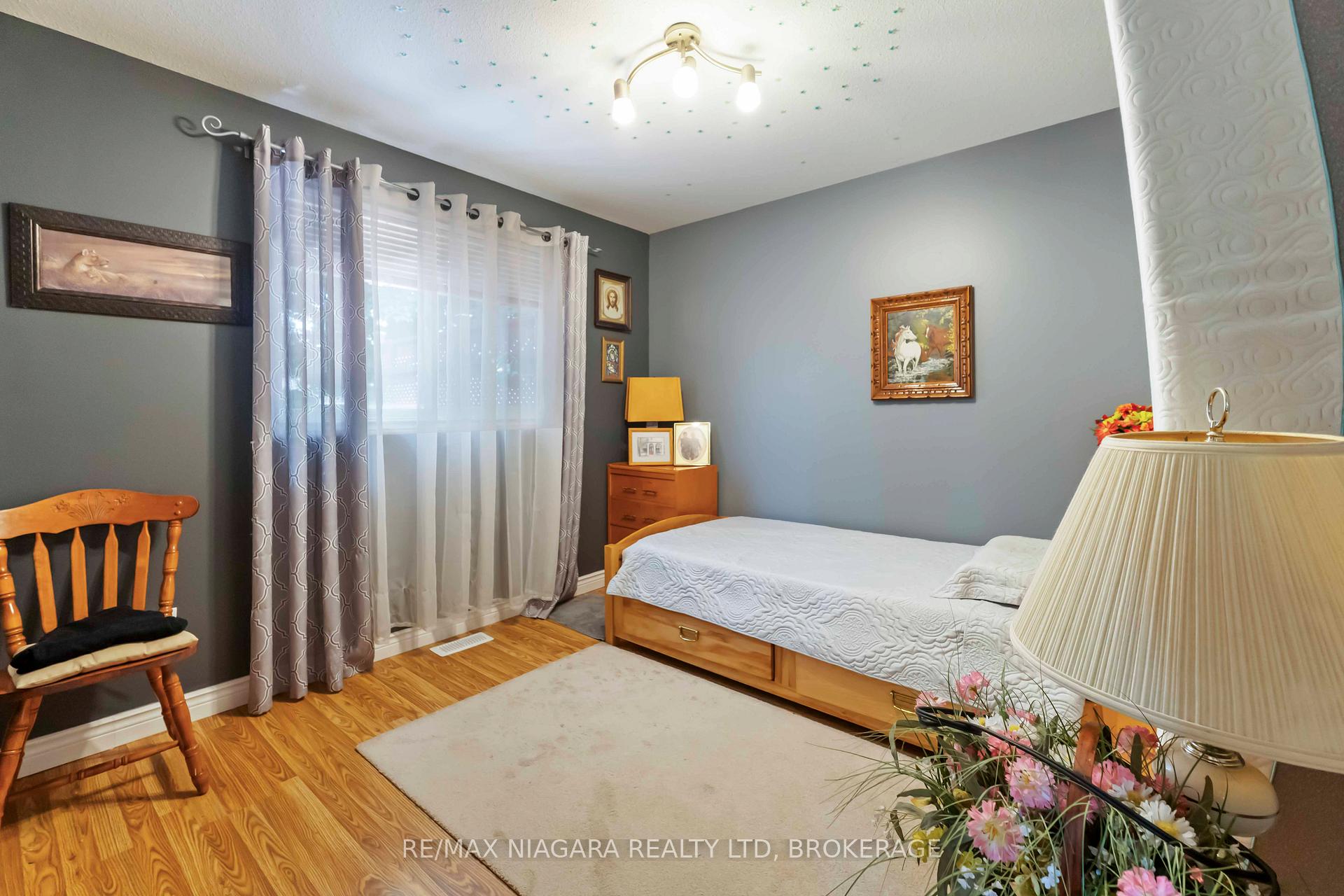 Photo 9 of 7989 Harvest Crescent, Niagara Falls, Ascot — HOMEH