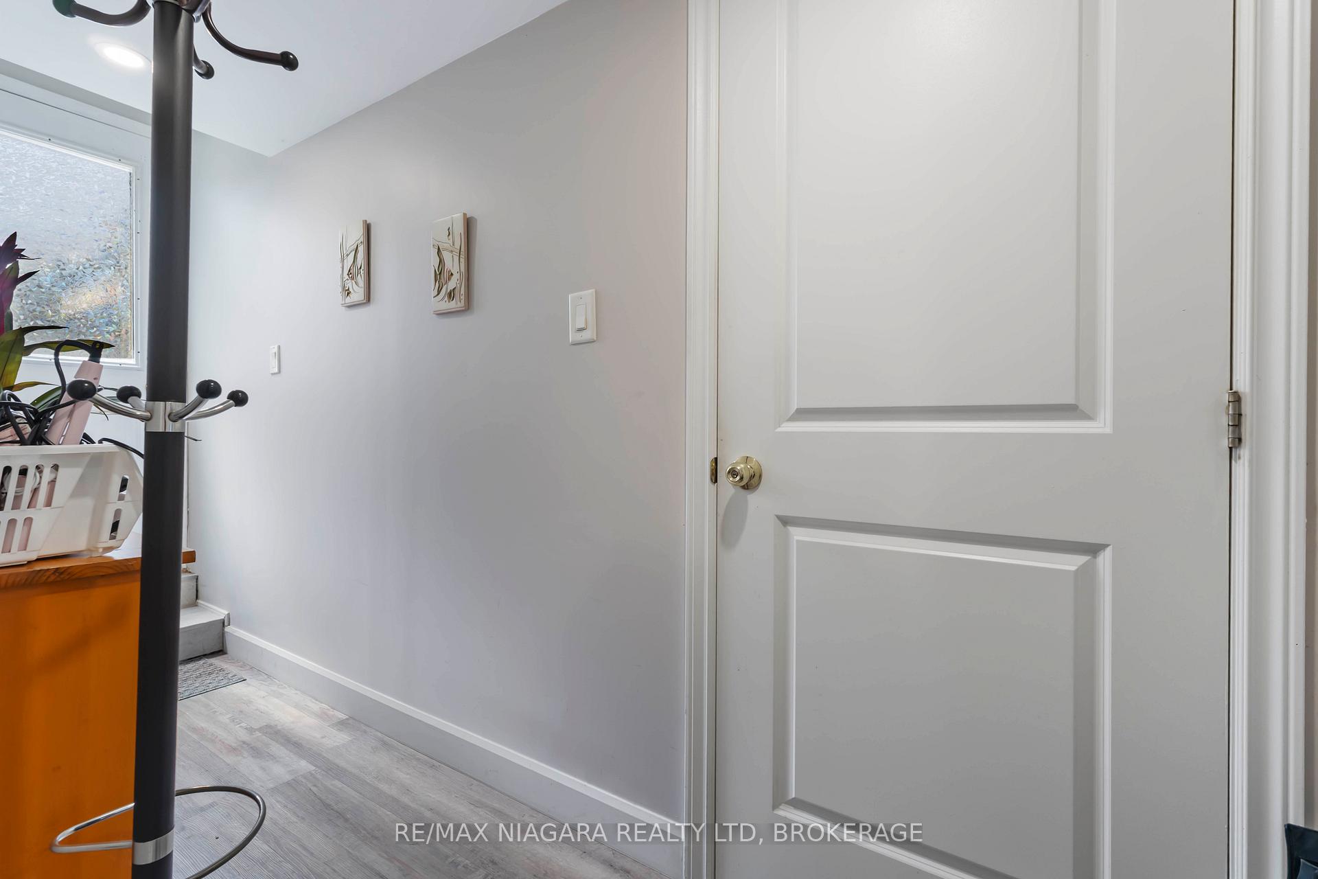 Photo 14 of 7989 Harvest Crescent, Niagara Falls, Ascot — HOMEH