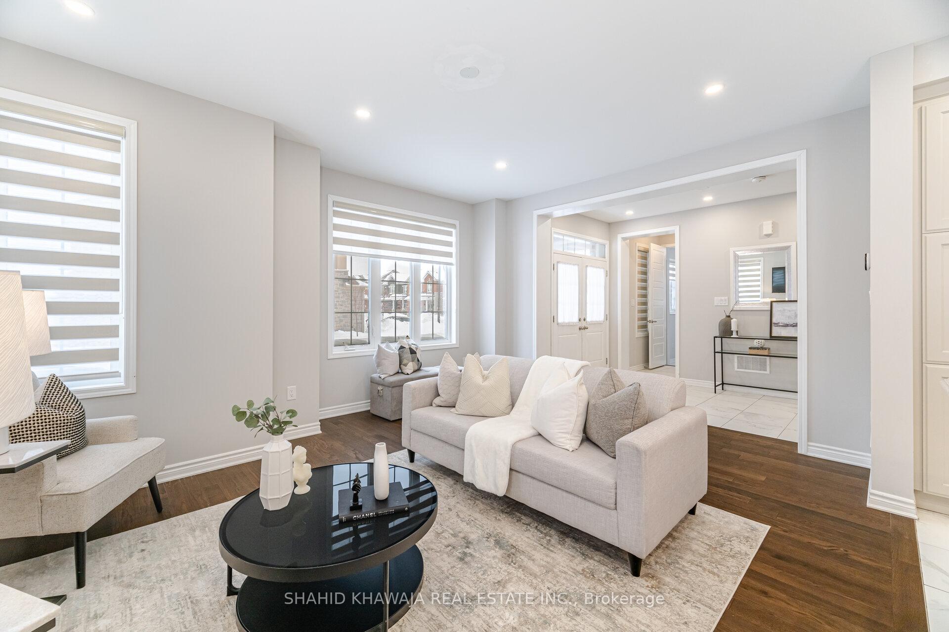 Photo 6 of 1350 Lobelia Crescent, Milton, Walker — HOMEH