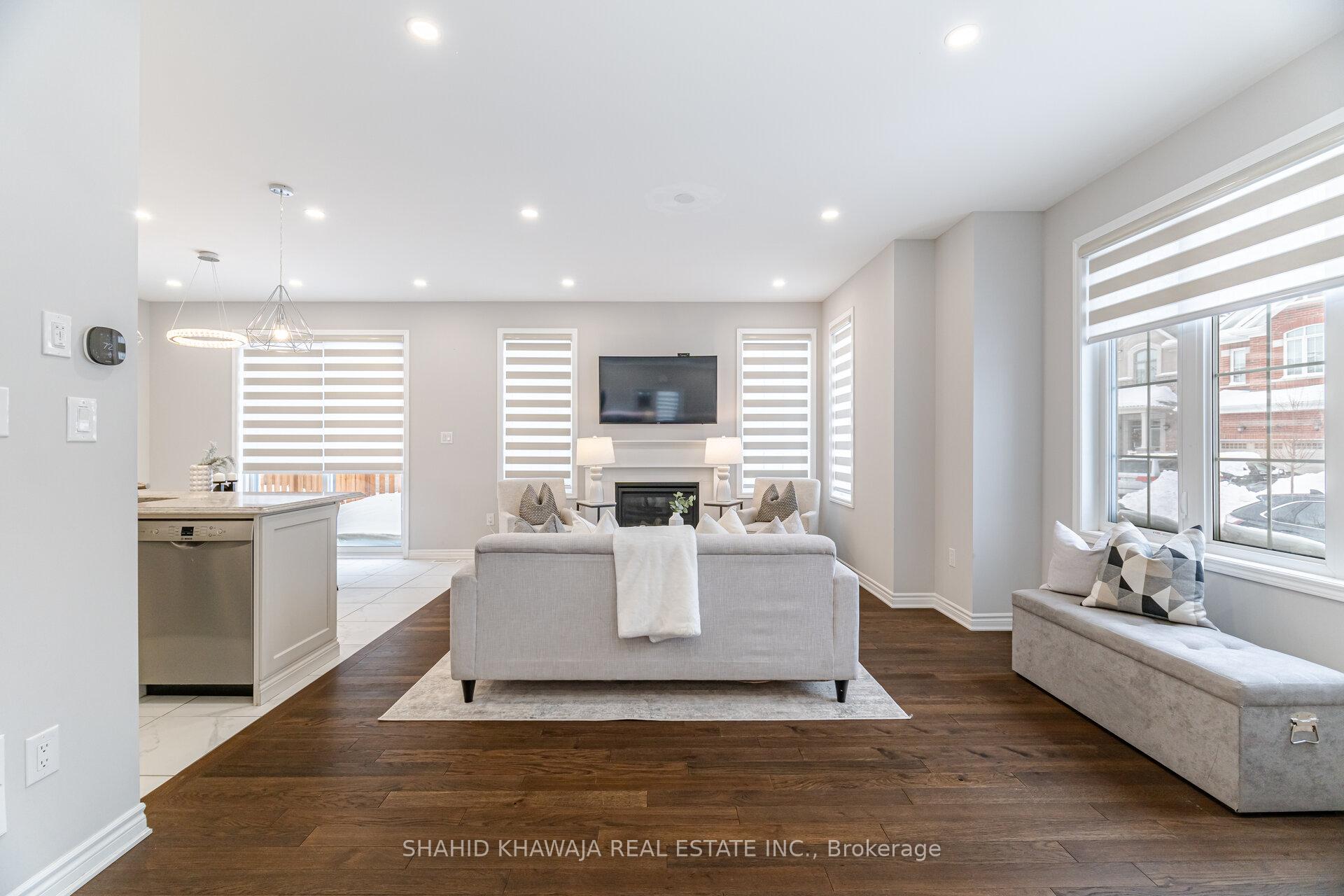 Photo 8 of 1350 Lobelia Crescent, Milton, Walker — HOMEH